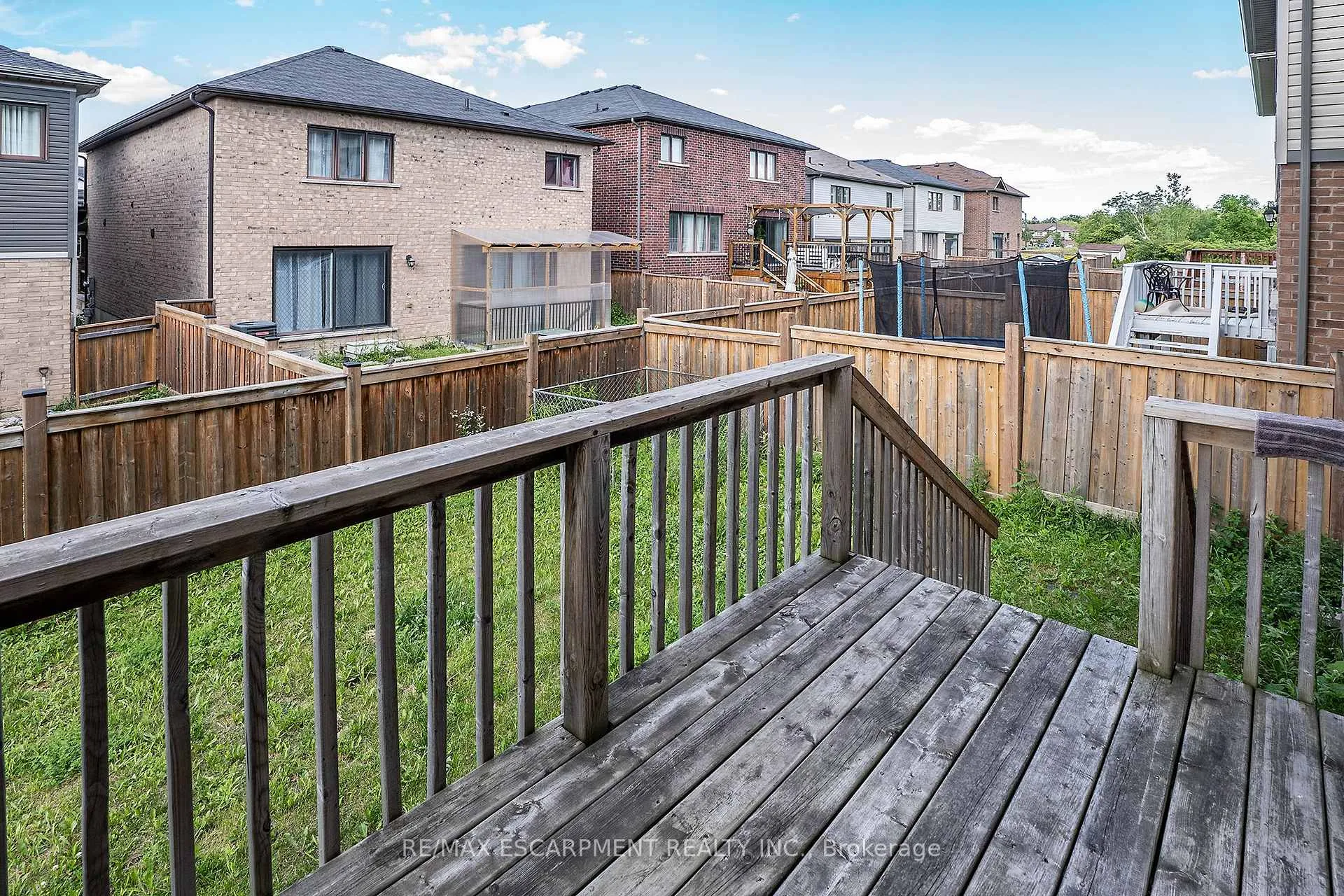 Photo 19 of 32 Hedges Crescent, Hamilton, Stoney Creek Mountain — HOMEH