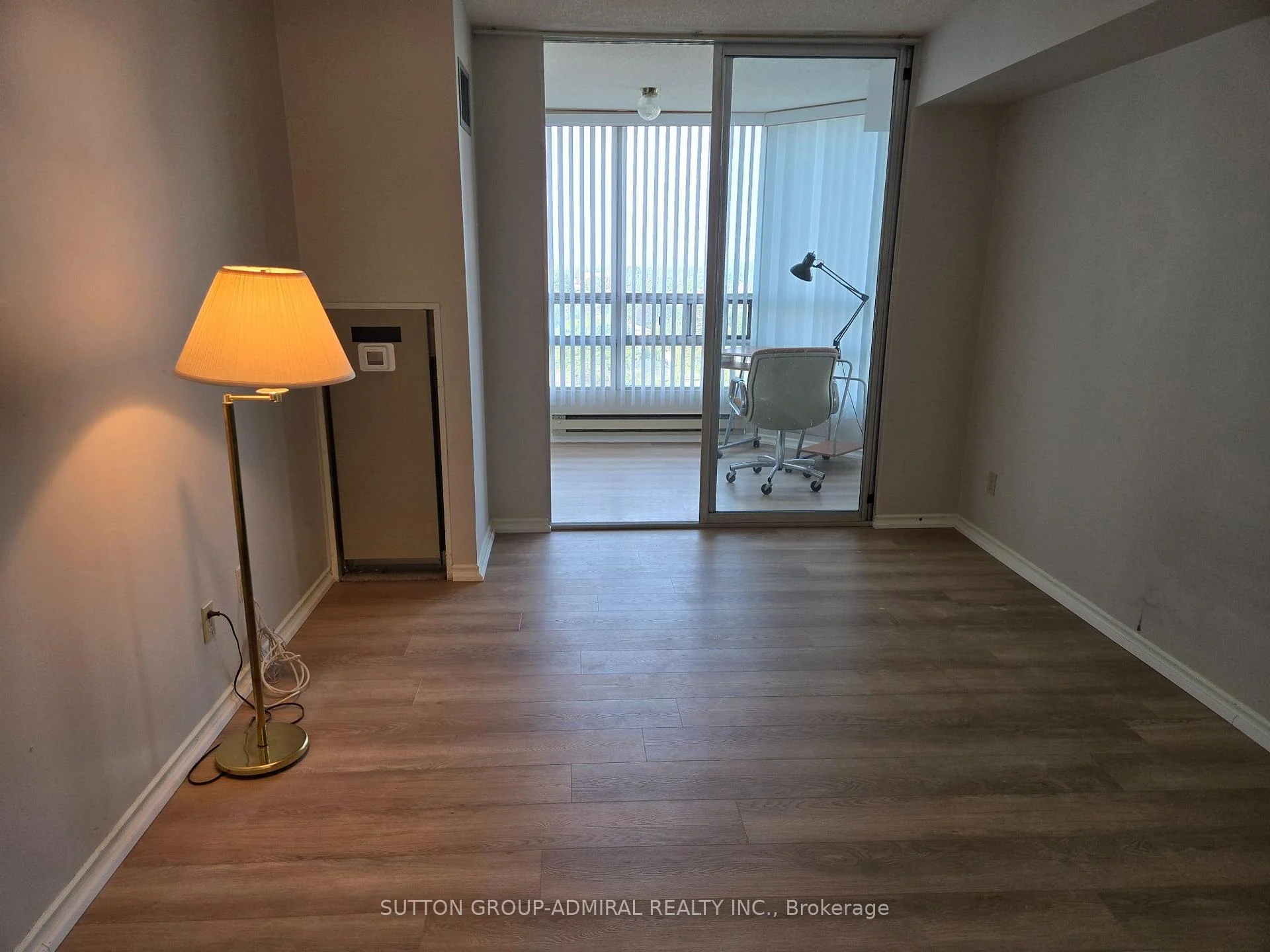 Photo 18 of Unit 908, 330 Mill Street S, Brampton, Brampton South — HOMEH
