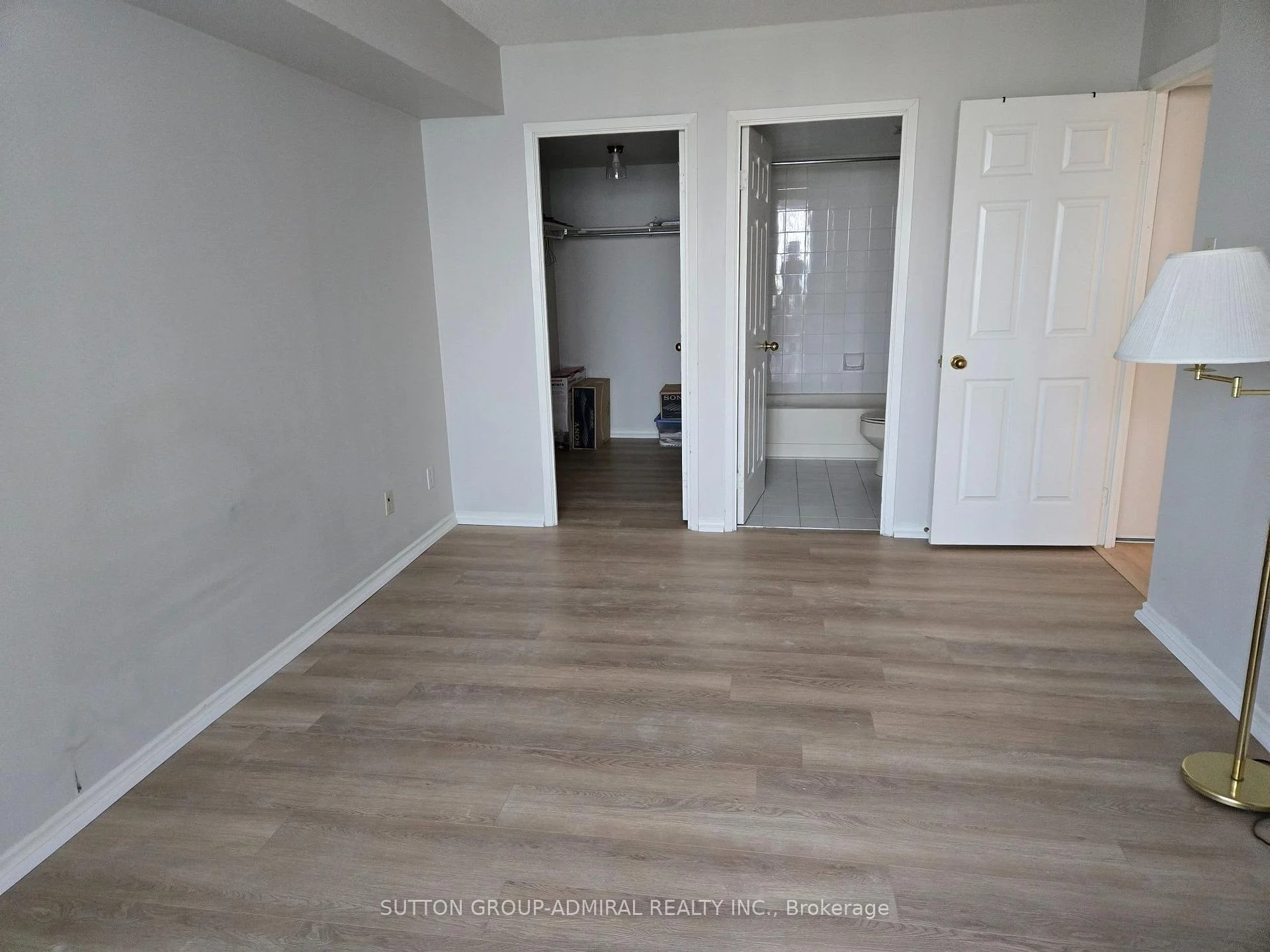 Photo 26 of Unit 908, 330 Mill Street S, Brampton, Brampton South — HOMEH