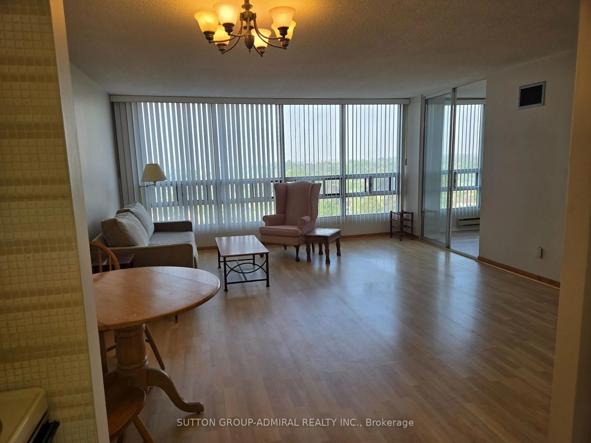 Photo 29 of Unit 908, 330 Mill Street S, Brampton, Brampton South — HOMEH