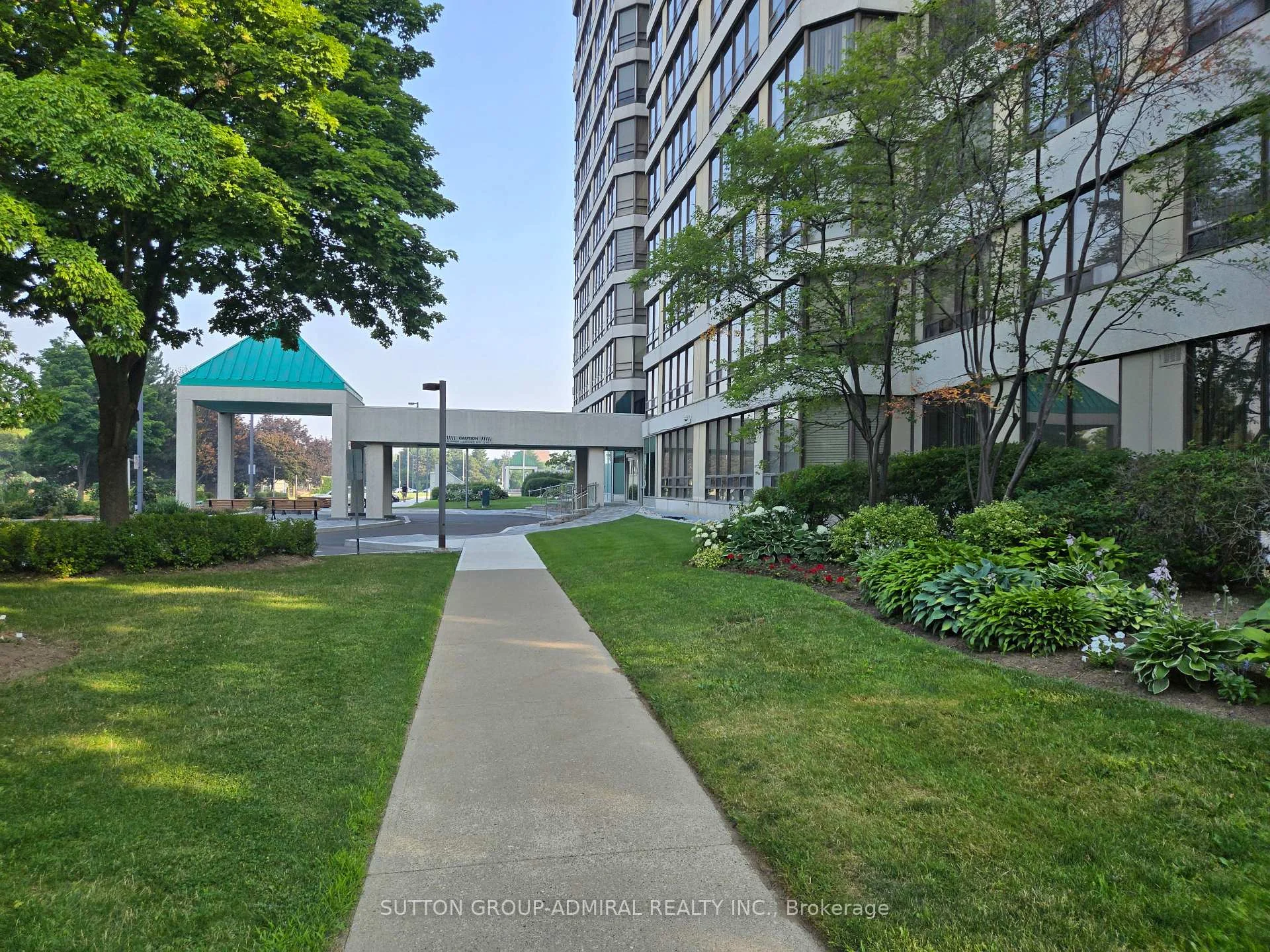 Photo 34 of Unit 908, 330 Mill Street S, Brampton, Brampton South — HOMEH