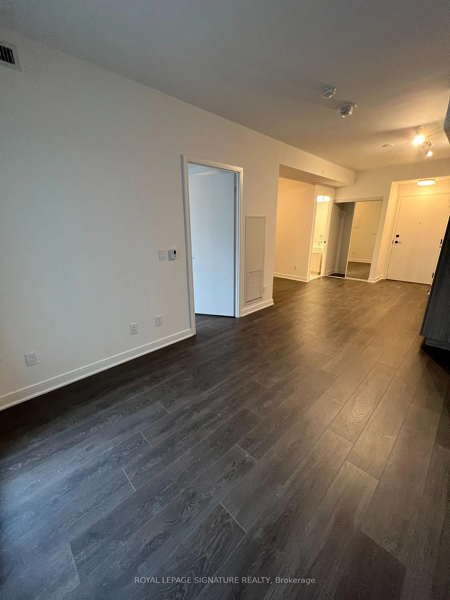 Photo 12 of Unit S417, 35 Rolling Mills Road, Toronto, Waterfront Communities — HOMEH