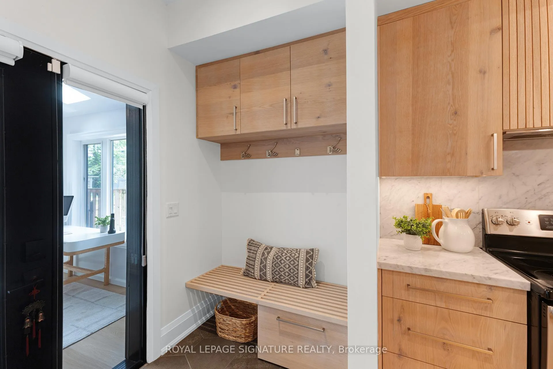 Photo 12 of 16 Essex Street, Toronto, Dovercourt-Wallace Emerson-Junction — HOMEH