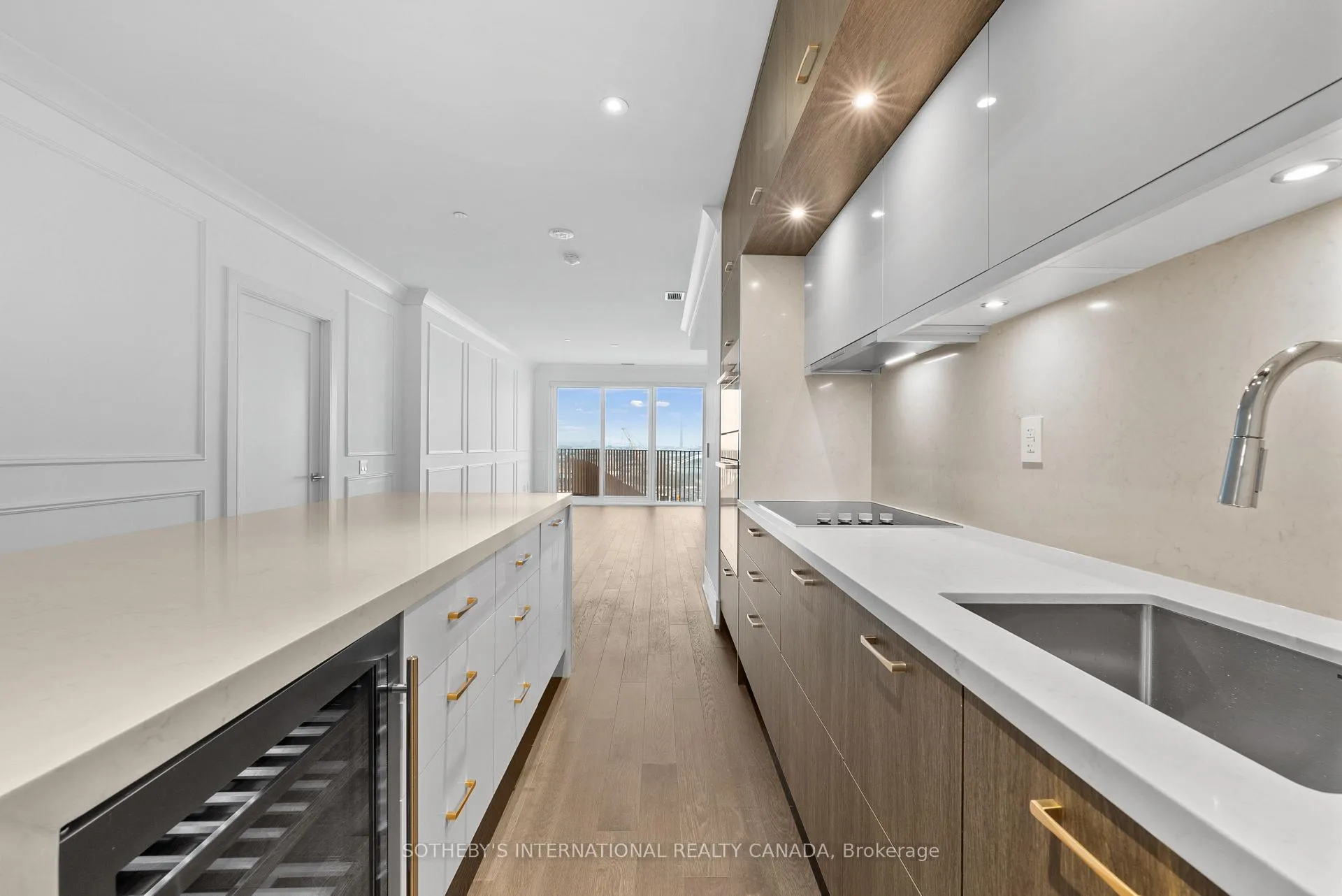 Photo 4 of Unit 610, 155 Merchants' Wharf, Toronto, Waterfront Communities — HOMEH