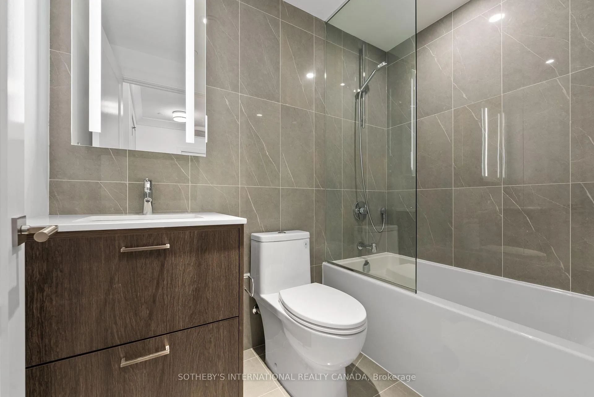 Photo 22 of Unit 610, 155 Merchants' Wharf, Toronto, Waterfront Communities — HOMEH