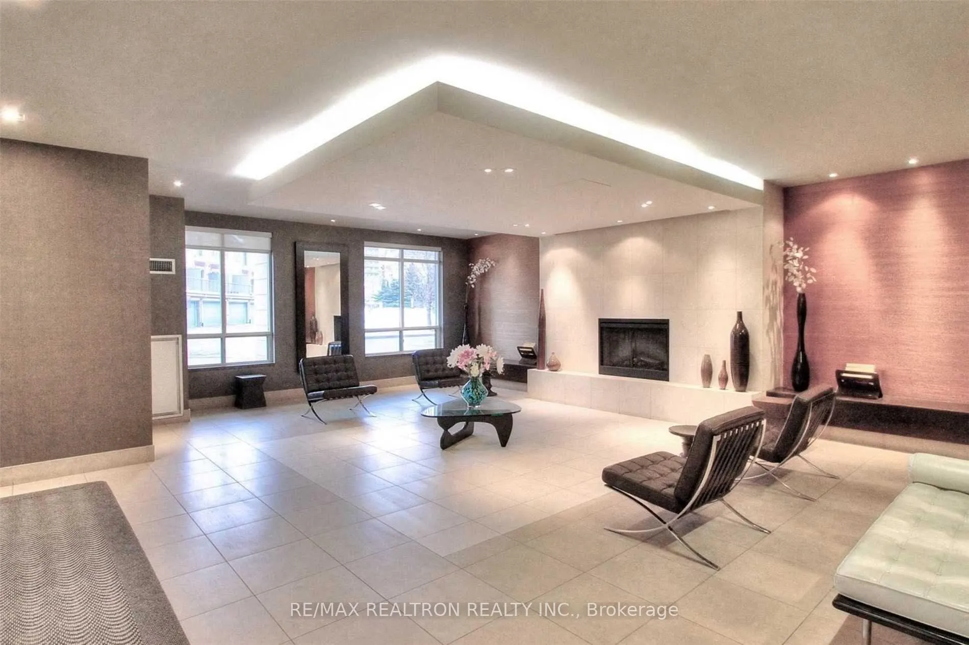 Photo 4 of Unit 1108, 88 Times Avenue, Markham, Commerce Valley — HOMEH