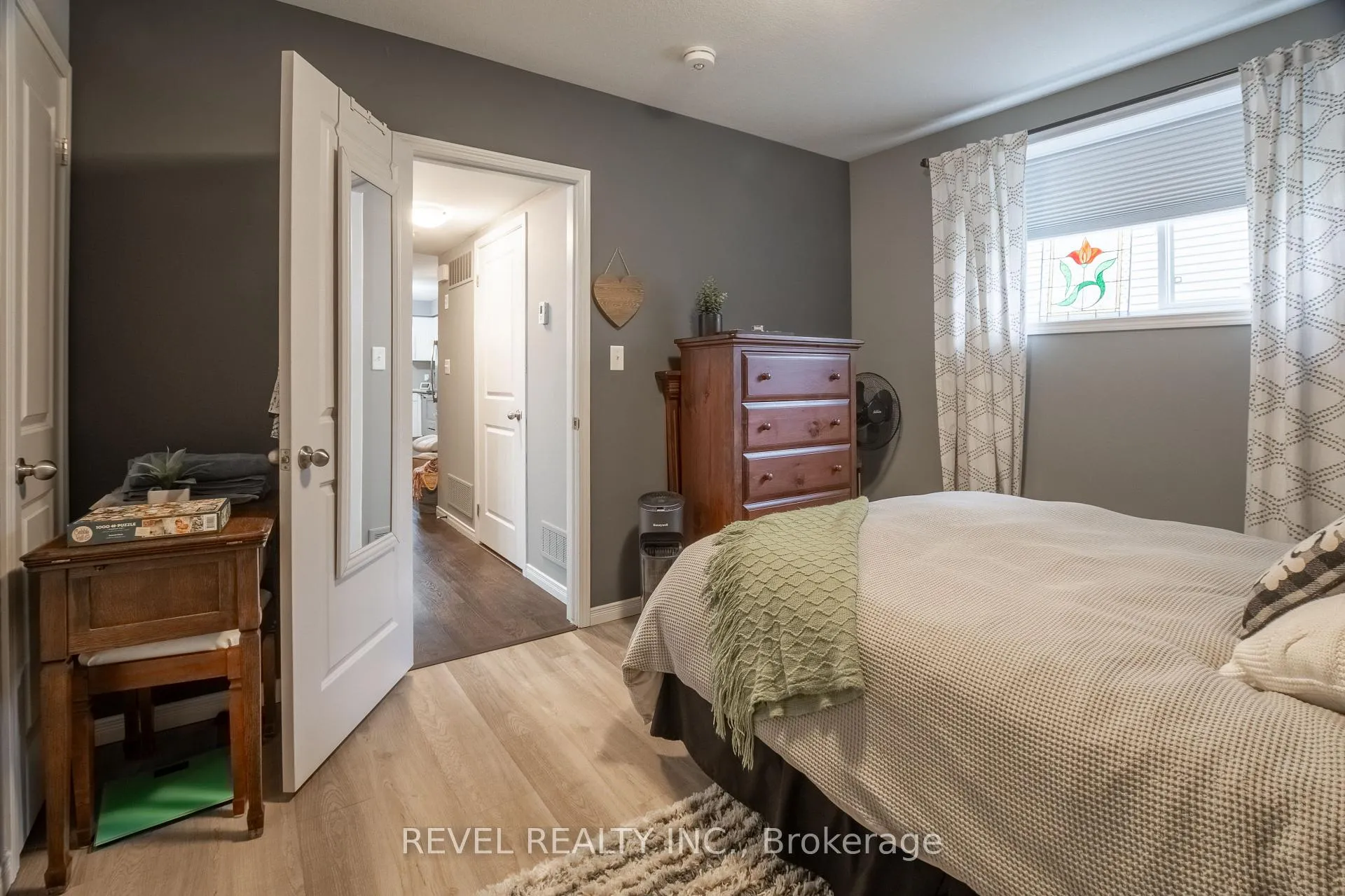 Photo 8 of Unit 16, 3200 Singleton Avenue, London, South W — HOMEH