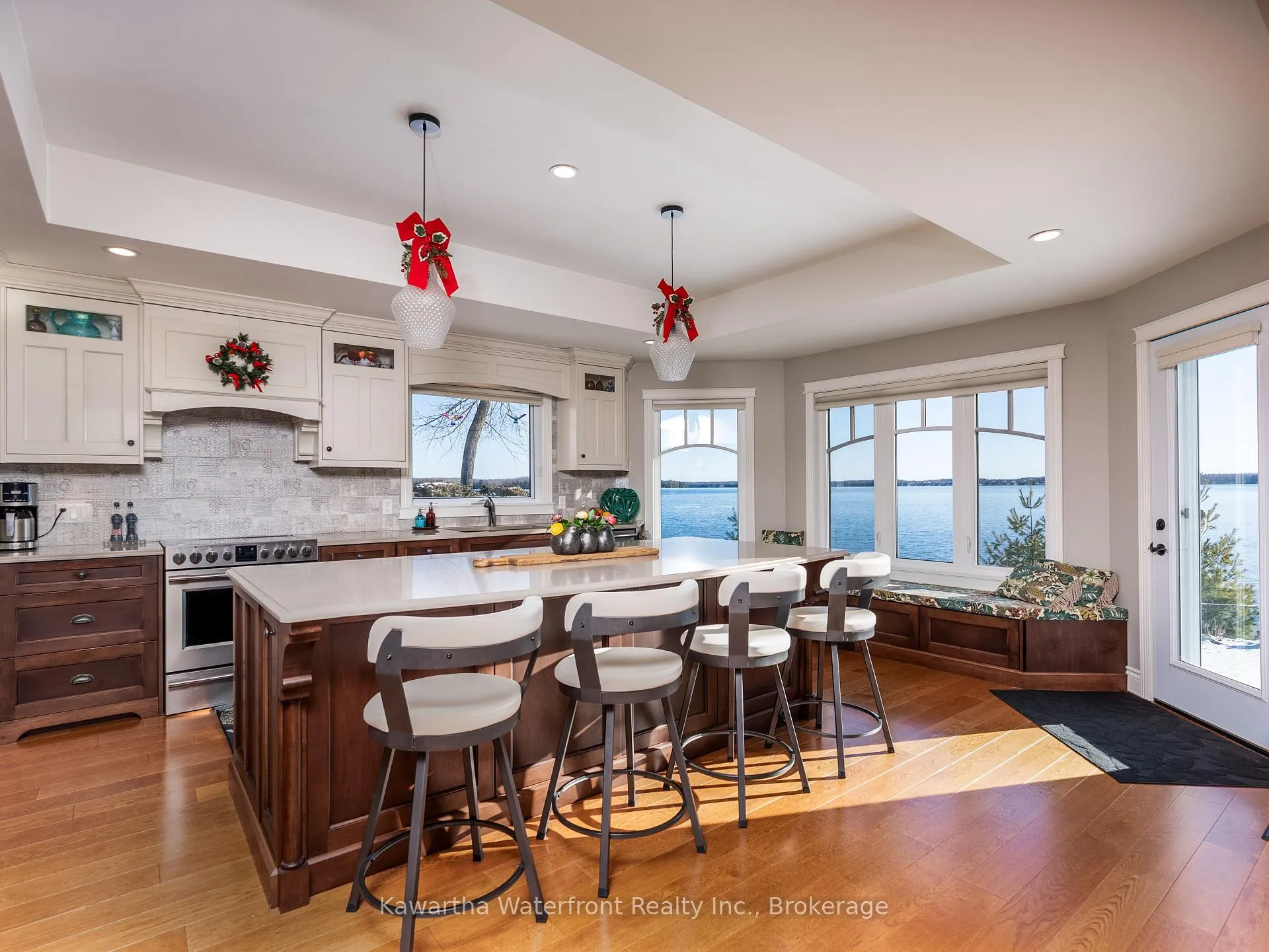 Photo 13 of 48 Maple Avenue, Kawartha Lakes, Bexley — HOMEH