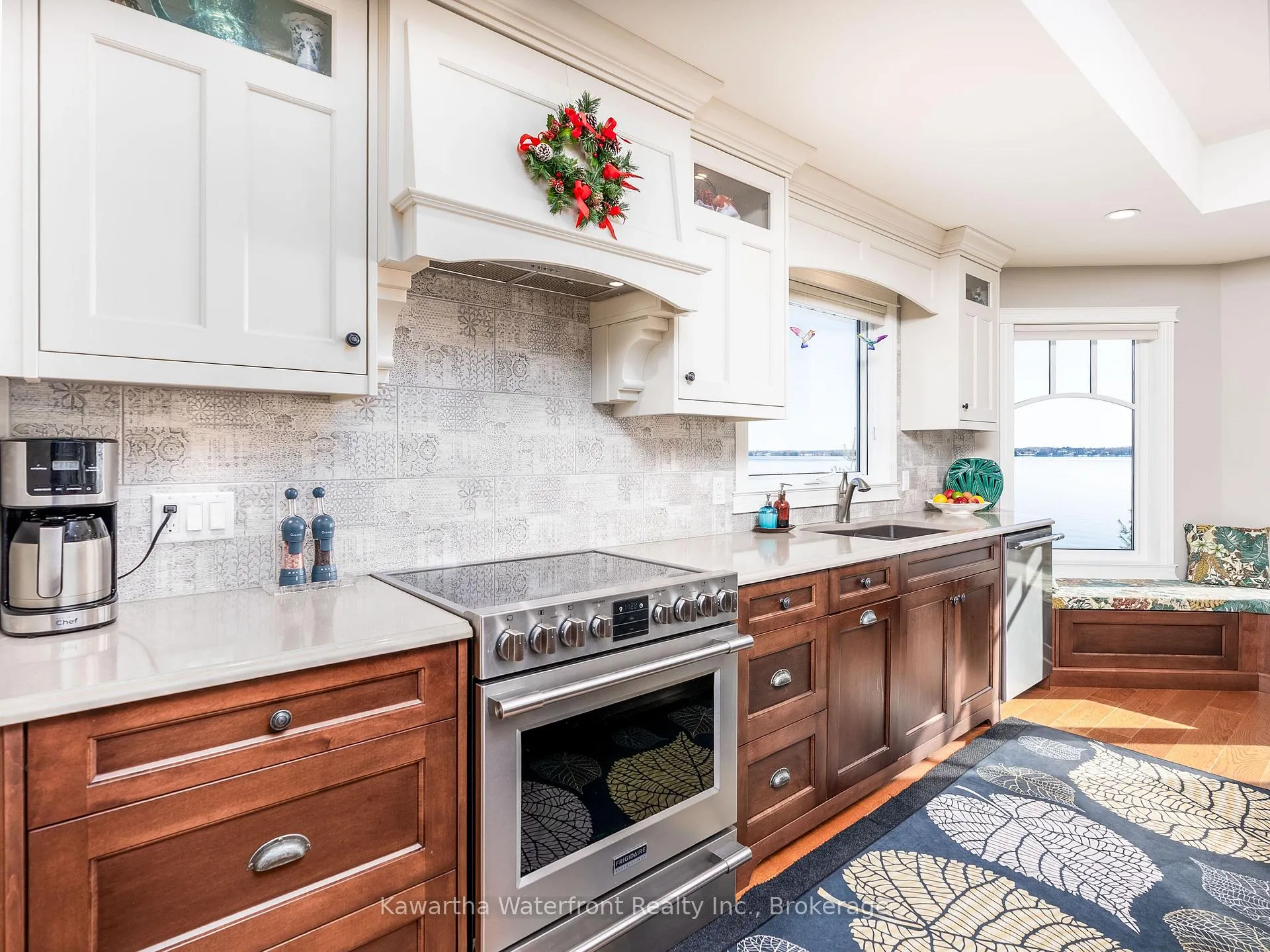 Photo 16 of 48 Maple Avenue, Kawartha Lakes, Bexley — HOMEH