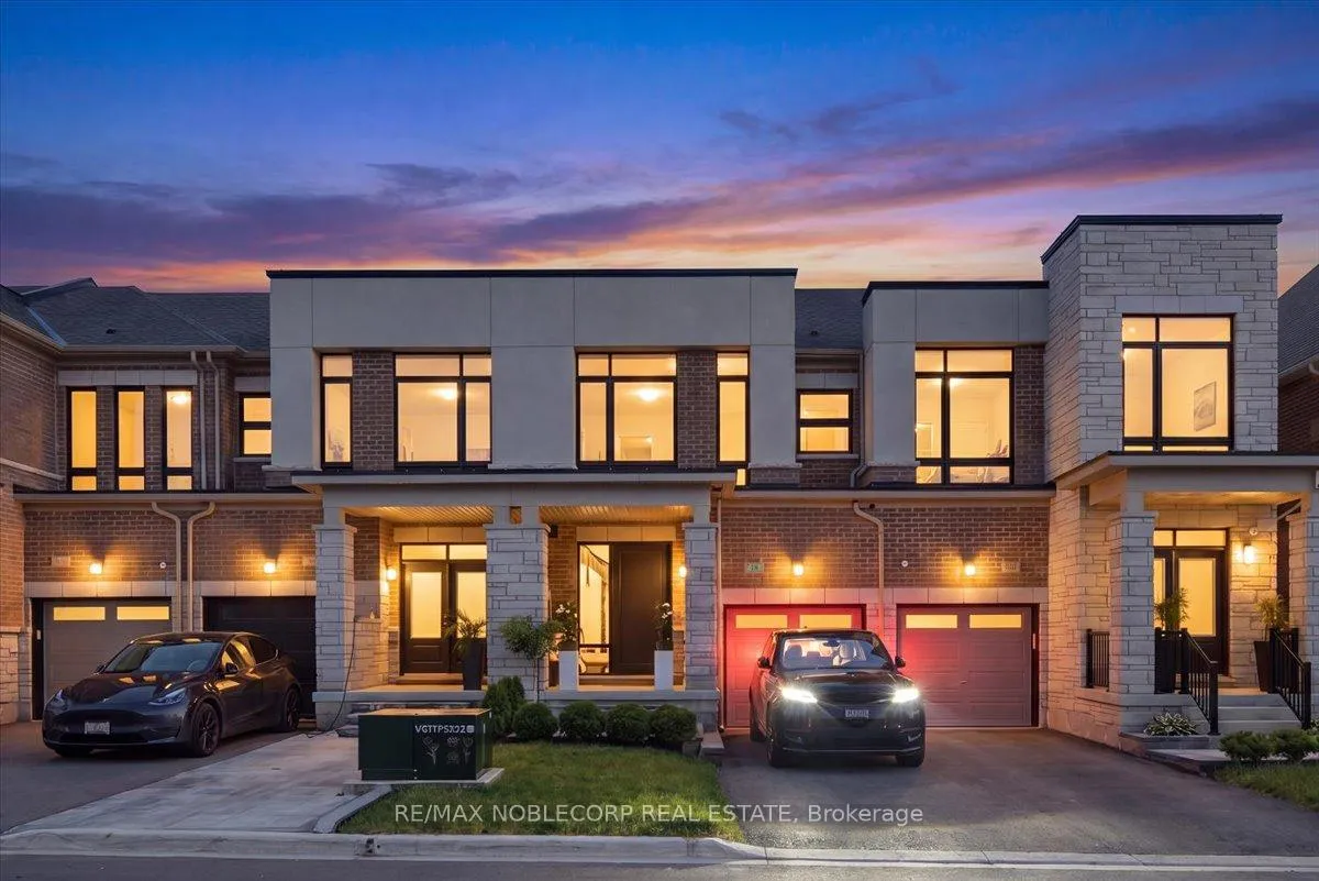 Photo 1 of 18 Ghent Drive, Vaughan, Kleinburg — HOMEH