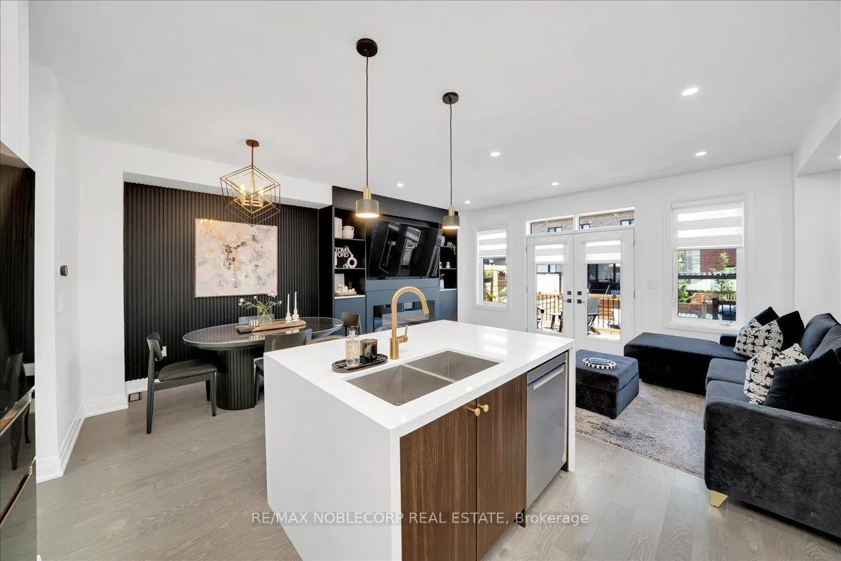 Photo 39 of 18 Ghent Drive, Vaughan, Kleinburg — HOMEH