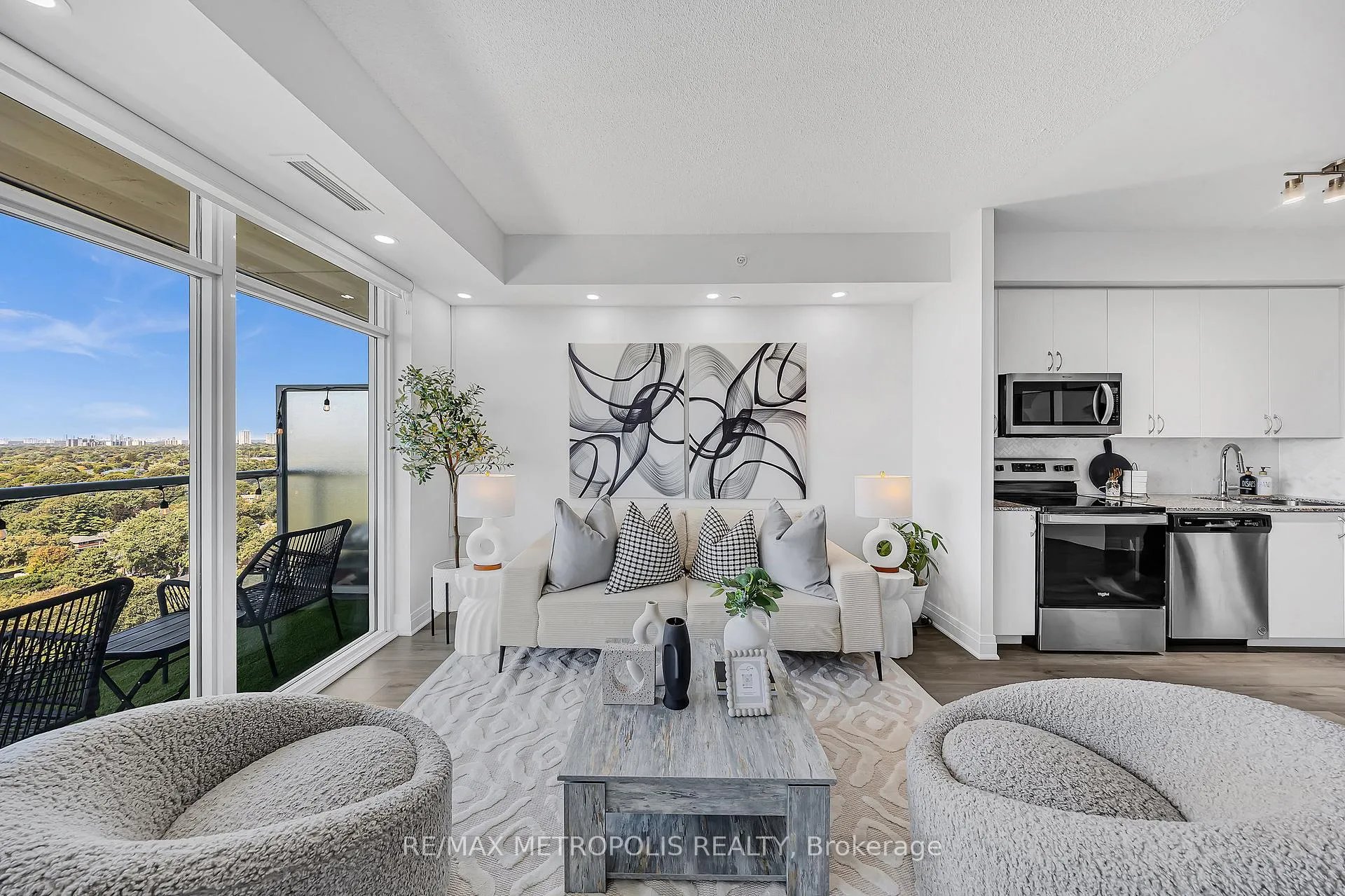 Photo 11 of Unit 1310, 3220 Sheppard Avenue E, Scarborough, Tam O'Shanter-Sullivan — HOMEH