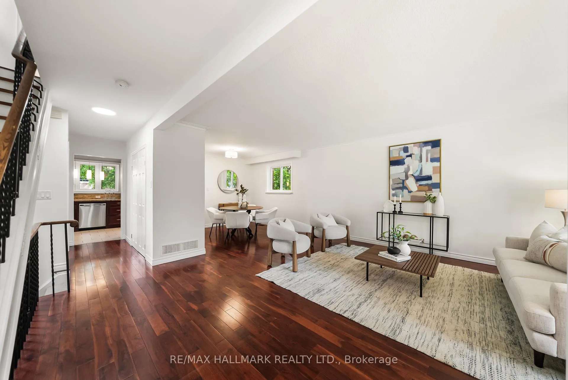 Photo 6 of 65 Allview Crescent, North York, Bayview Village — HOMEH