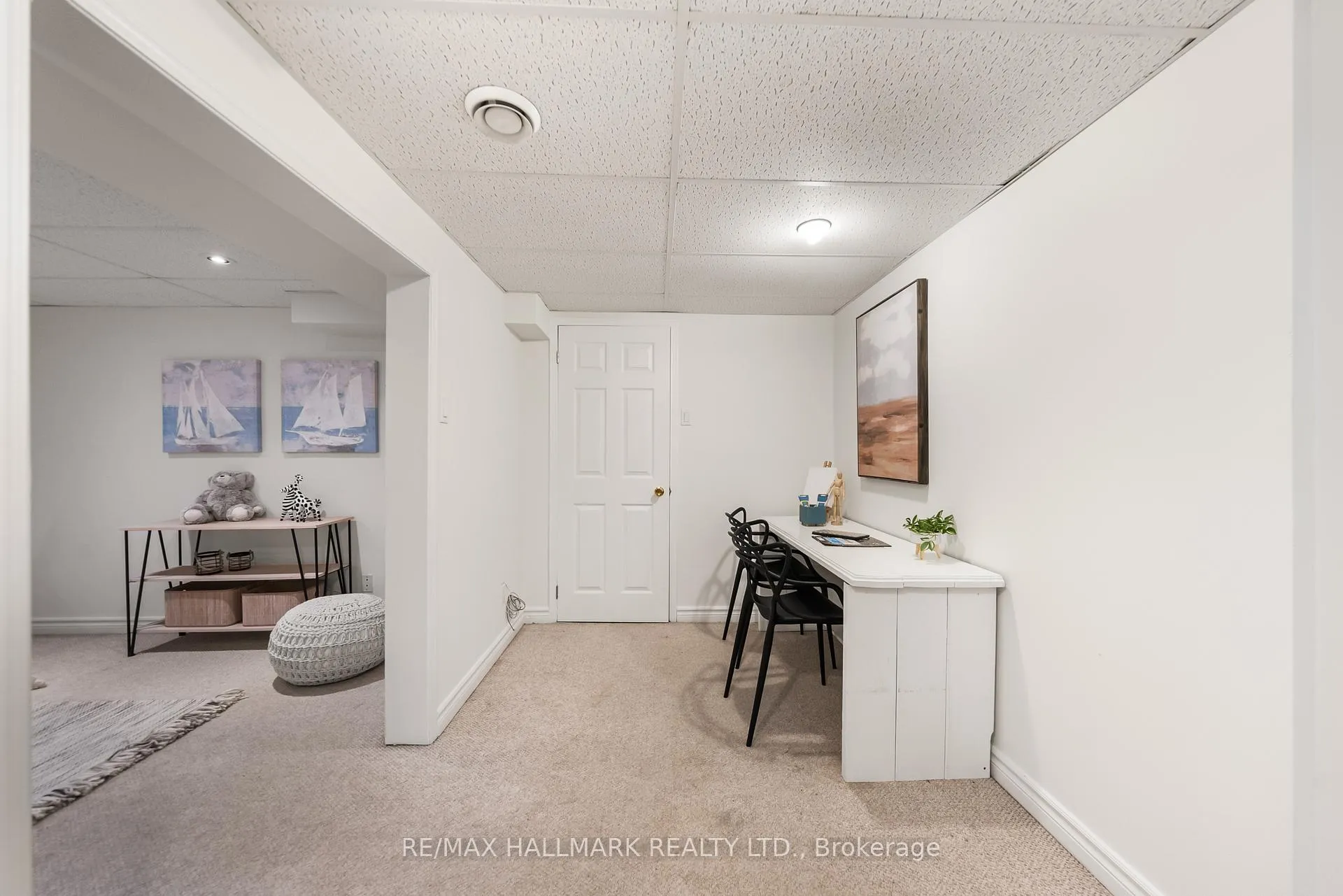 Photo 34 of 65 Allview Crescent, North York, Bayview Village — HOMEH