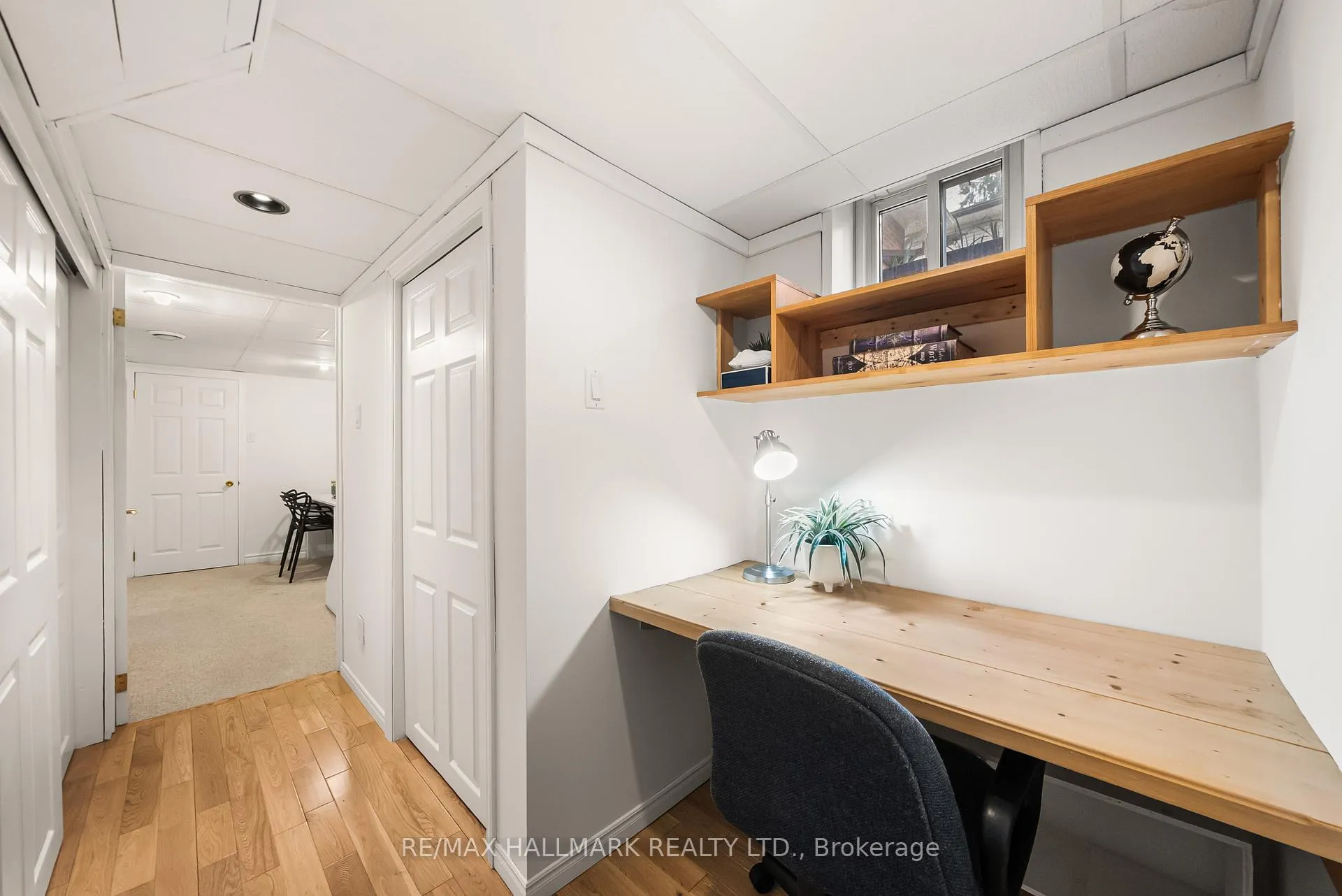 Photo 35 of 65 Allview Crescent, North York, Bayview Village — HOMEH