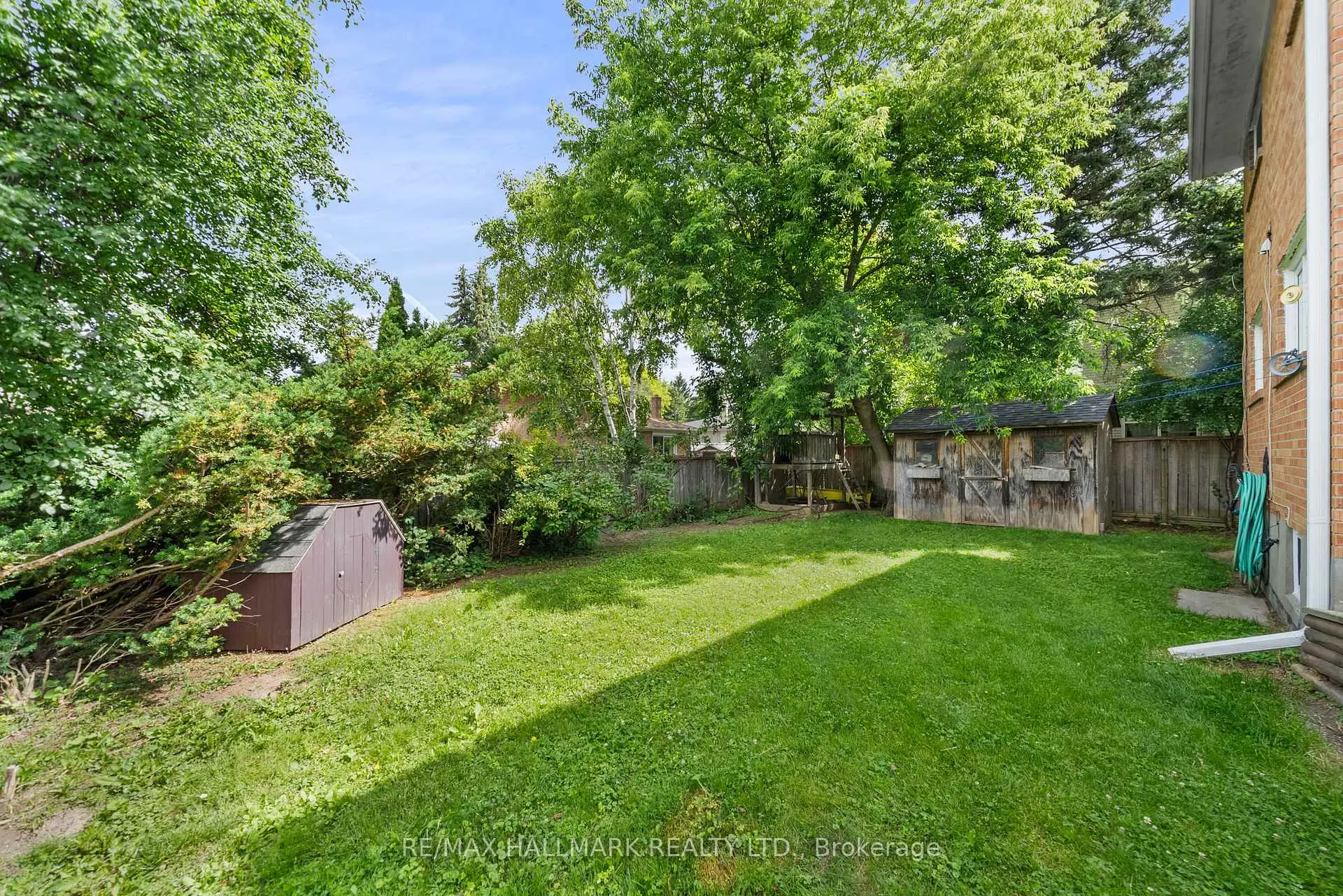 Photo 40 of 65 Allview Crescent, North York, Bayview Village — HOMEH