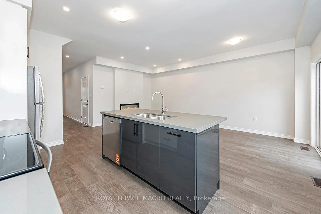 Photo 16 of 22 Linden Park Lane, Hamilton, Hill Park — HOMEH