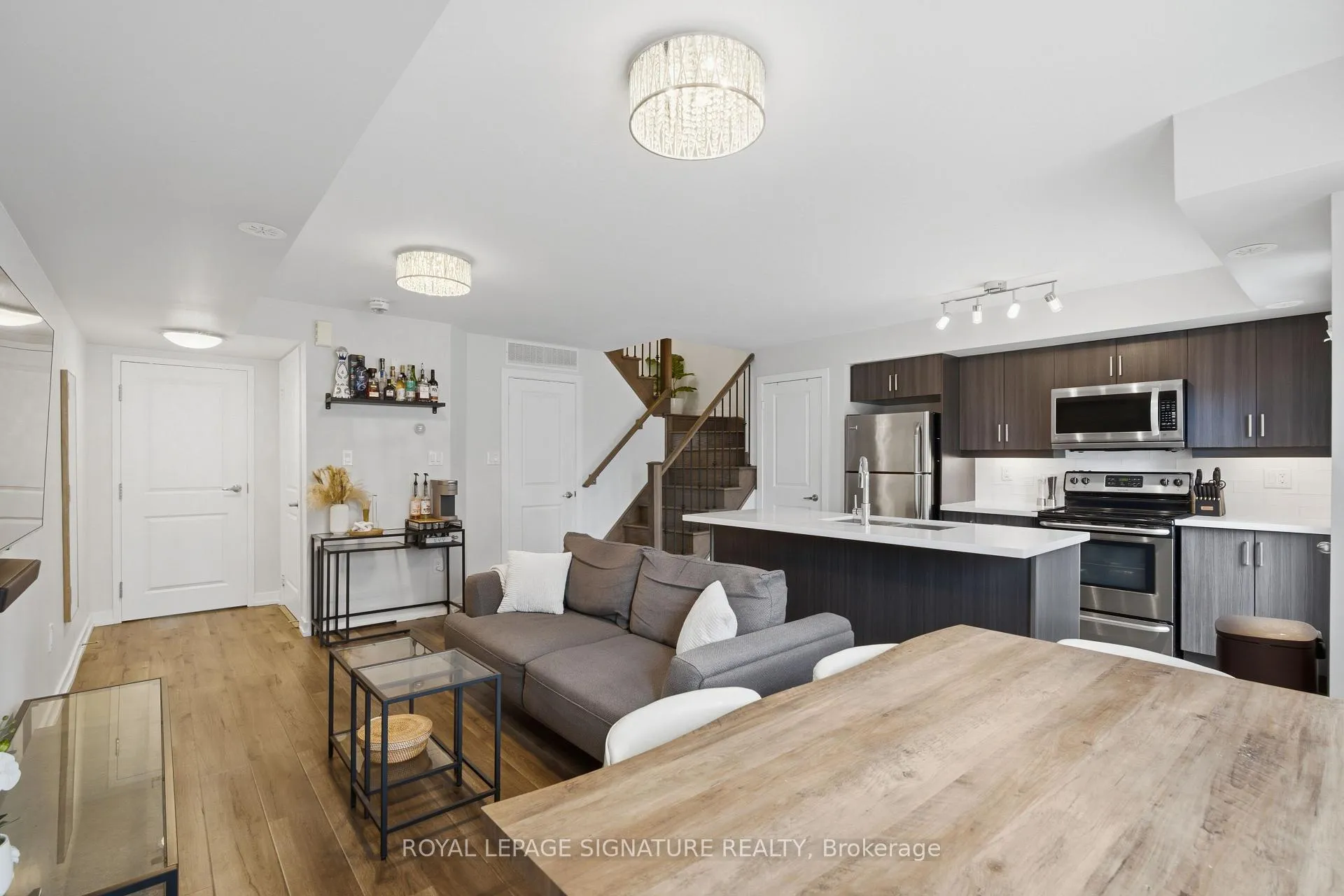 Photo 5 of Unit 50, 2315 Sheppard Avenue W, North York, Humberlea-Pelmo Park — HOMEH