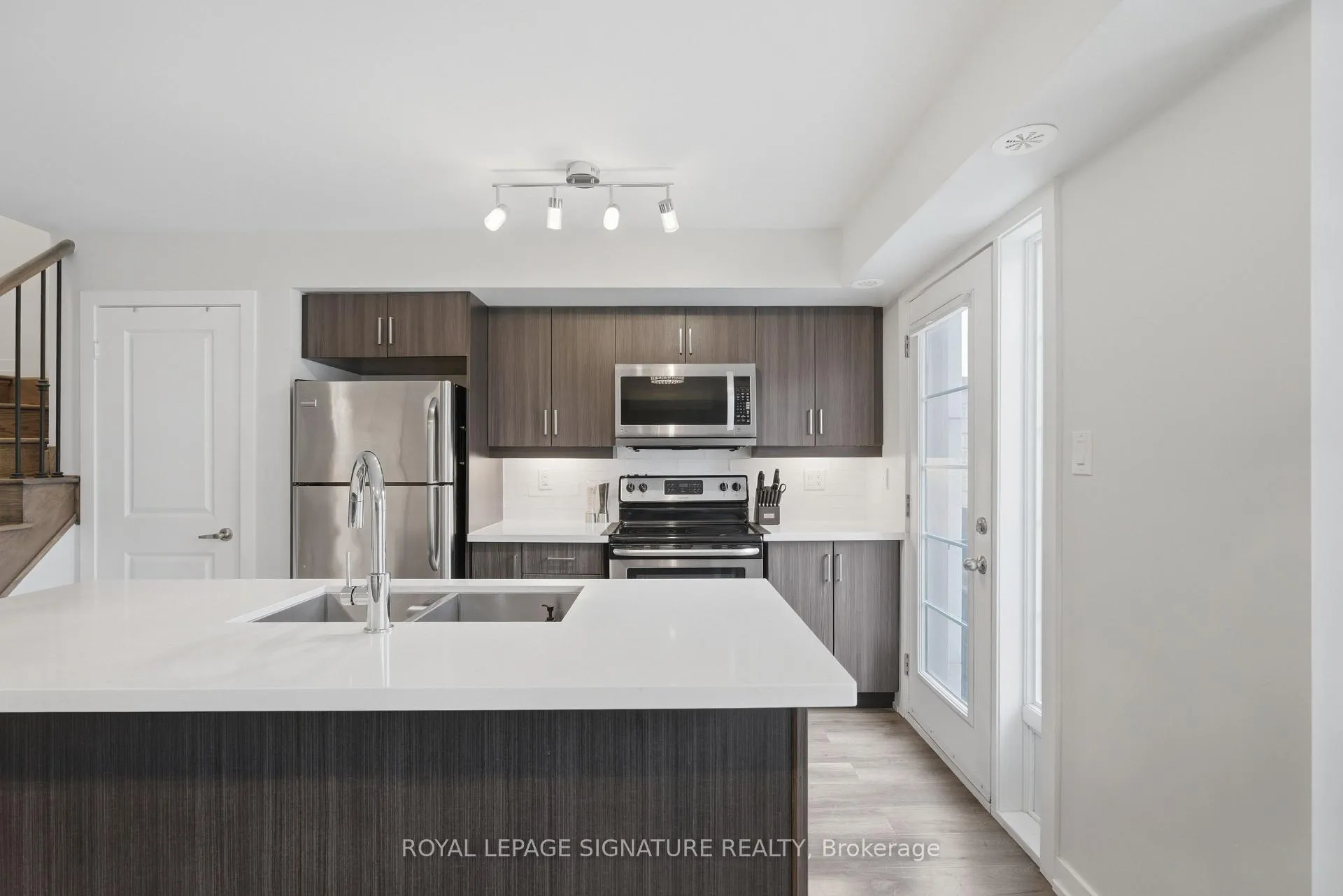 Photo 6 of Unit 50, 2315 Sheppard Avenue W, North York, Humberlea-Pelmo Park — HOMEH