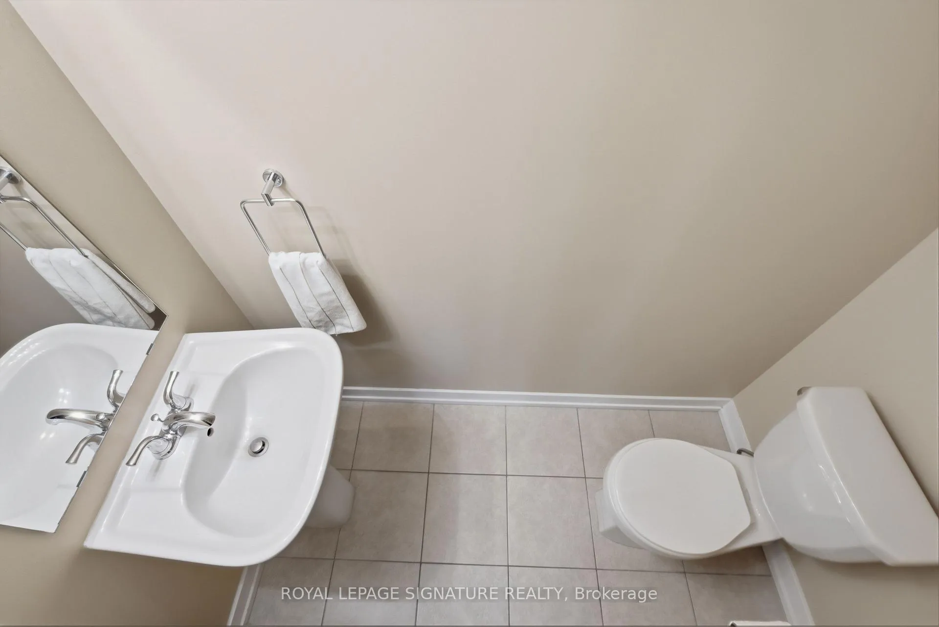 Photo 9 of Unit 50, 2315 Sheppard Avenue W, North York, Humberlea-Pelmo Park — HOMEH