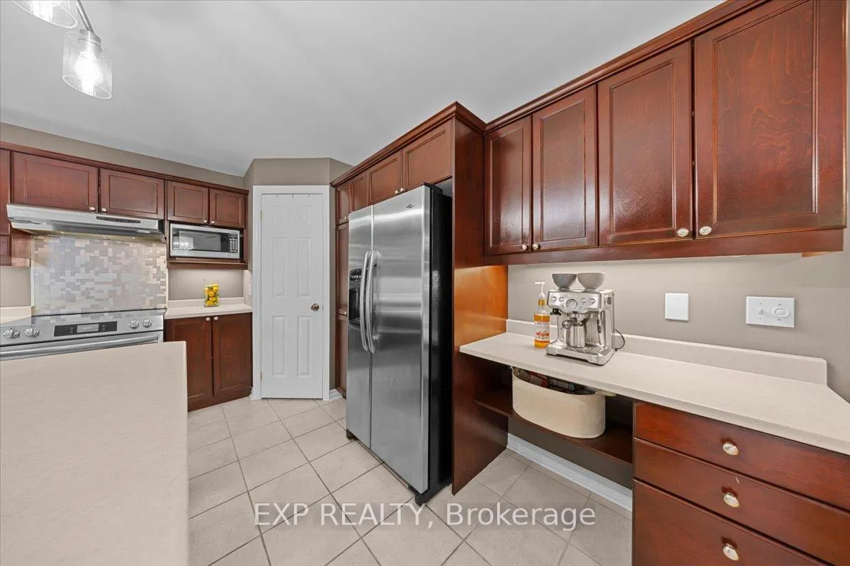 Photo 10 of 2670 Pierrette Drive, Ottawa, Cumberland Estates — HOMEH