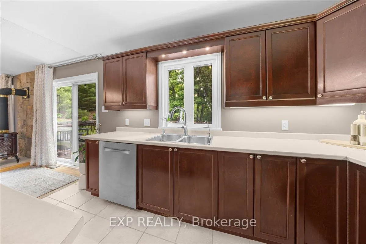 Photo 12 of 2670 Pierrette Drive, Ottawa, Cumberland Estates — HOMEH