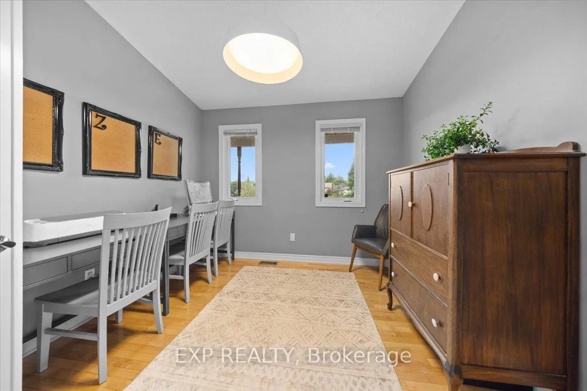 Photo 15 of 2670 Pierrette Drive, Ottawa, Cumberland Estates — HOMEH