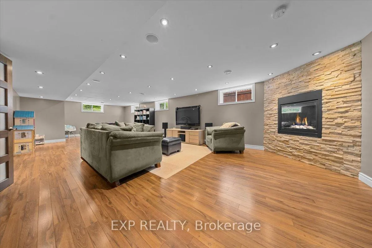 Photo 32 of 2670 Pierrette Drive, Ottawa, Cumberland Estates — HOMEH