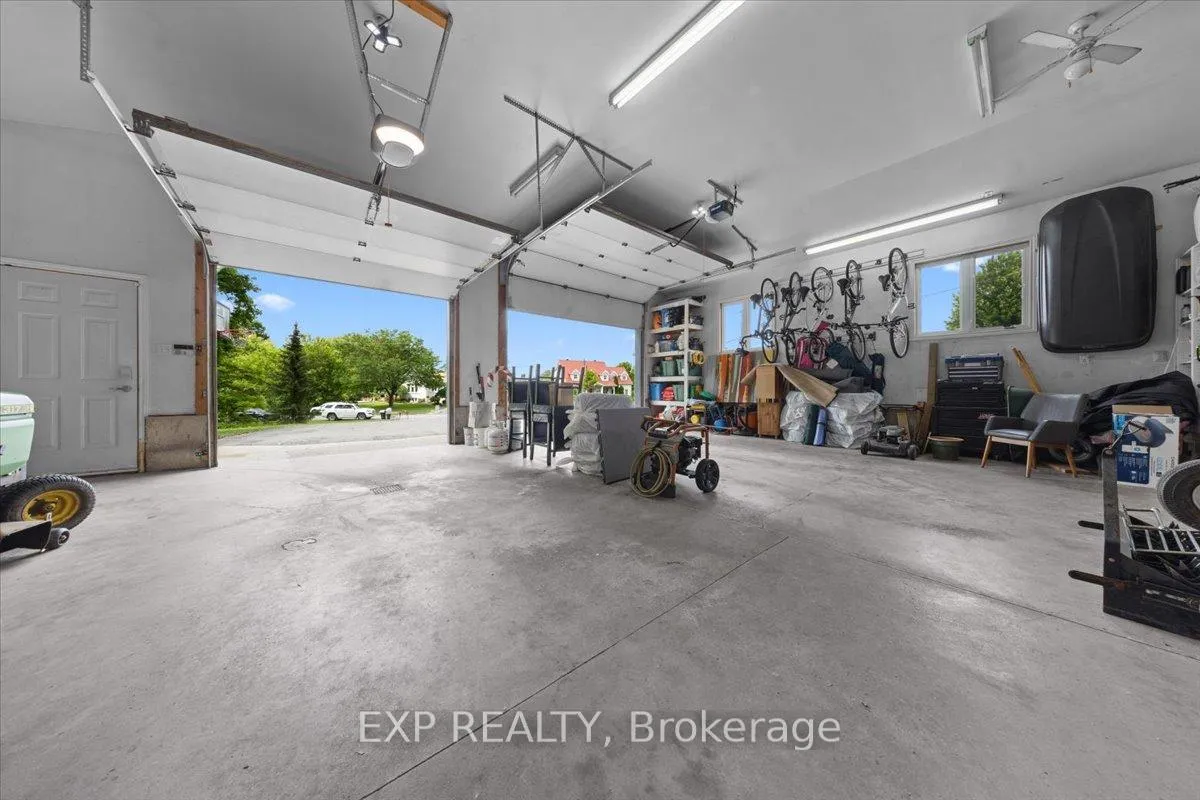 Photo 36 of 2670 Pierrette Drive, Ottawa, Cumberland Estates — HOMEH