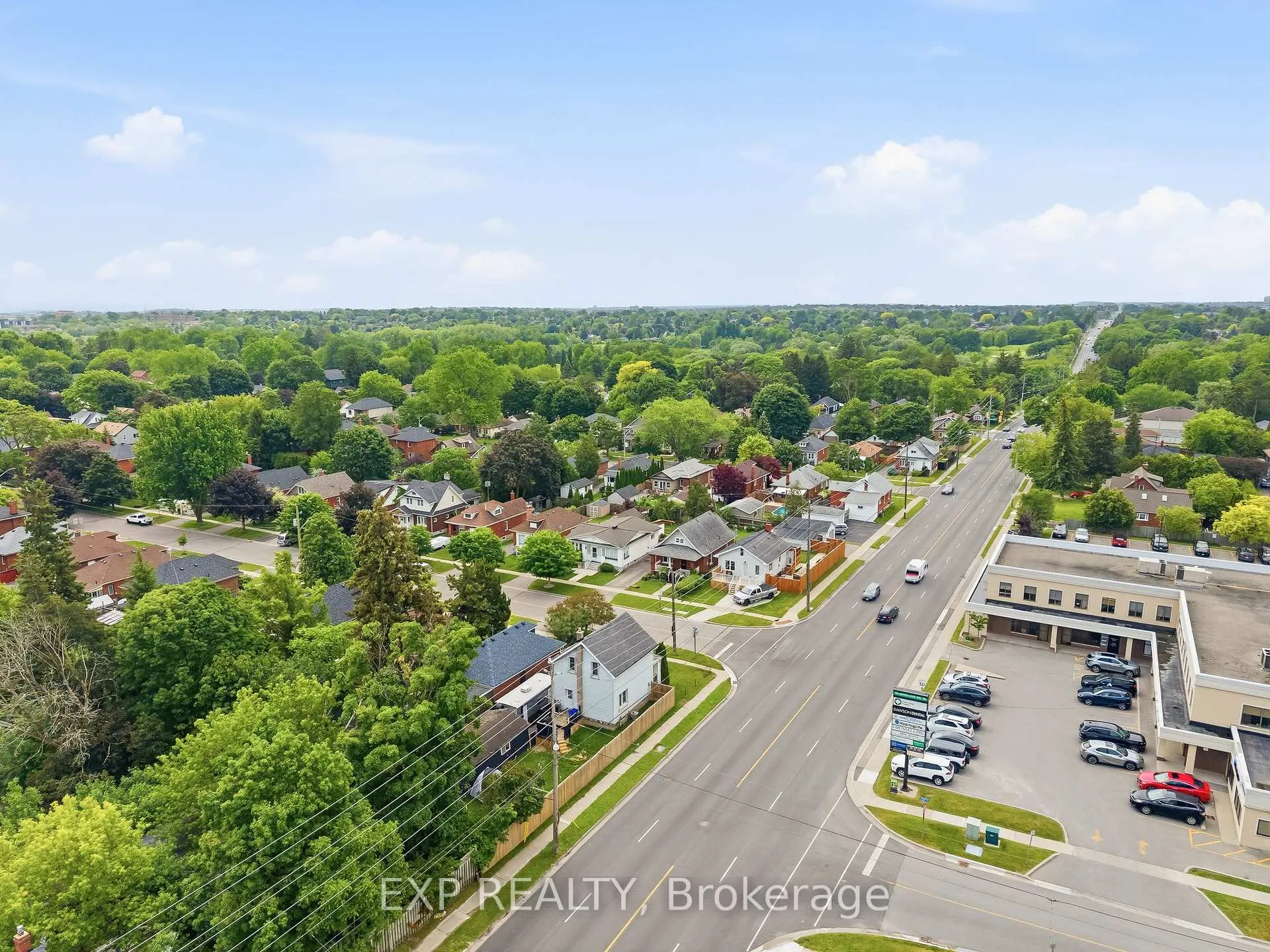 Photo 6 of 652 Hortop Street, Oshawa, O'Neill — HOMEH
