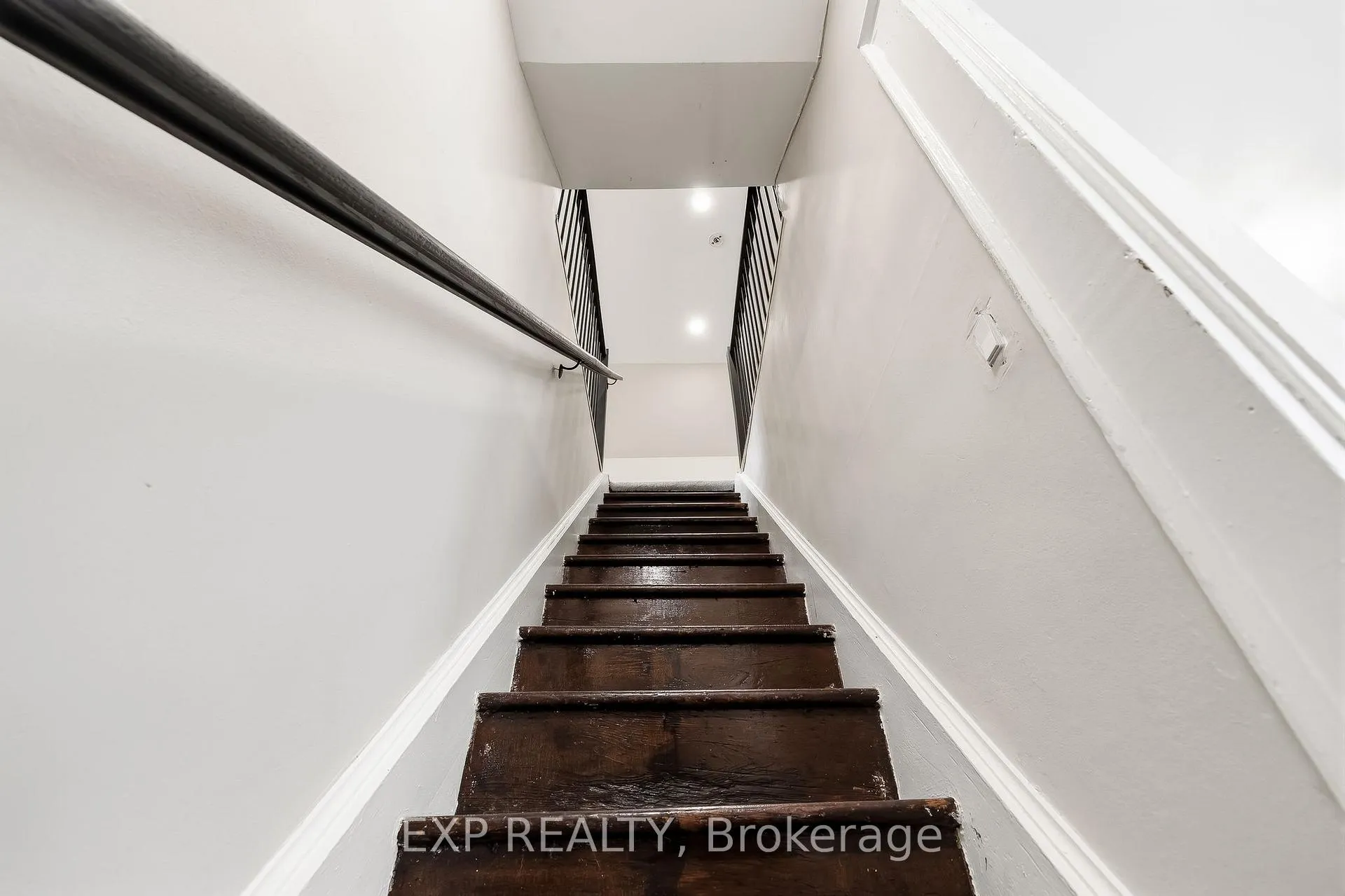 Photo 27 of 652 Hortop Street, Oshawa, O'Neill — HOMEH