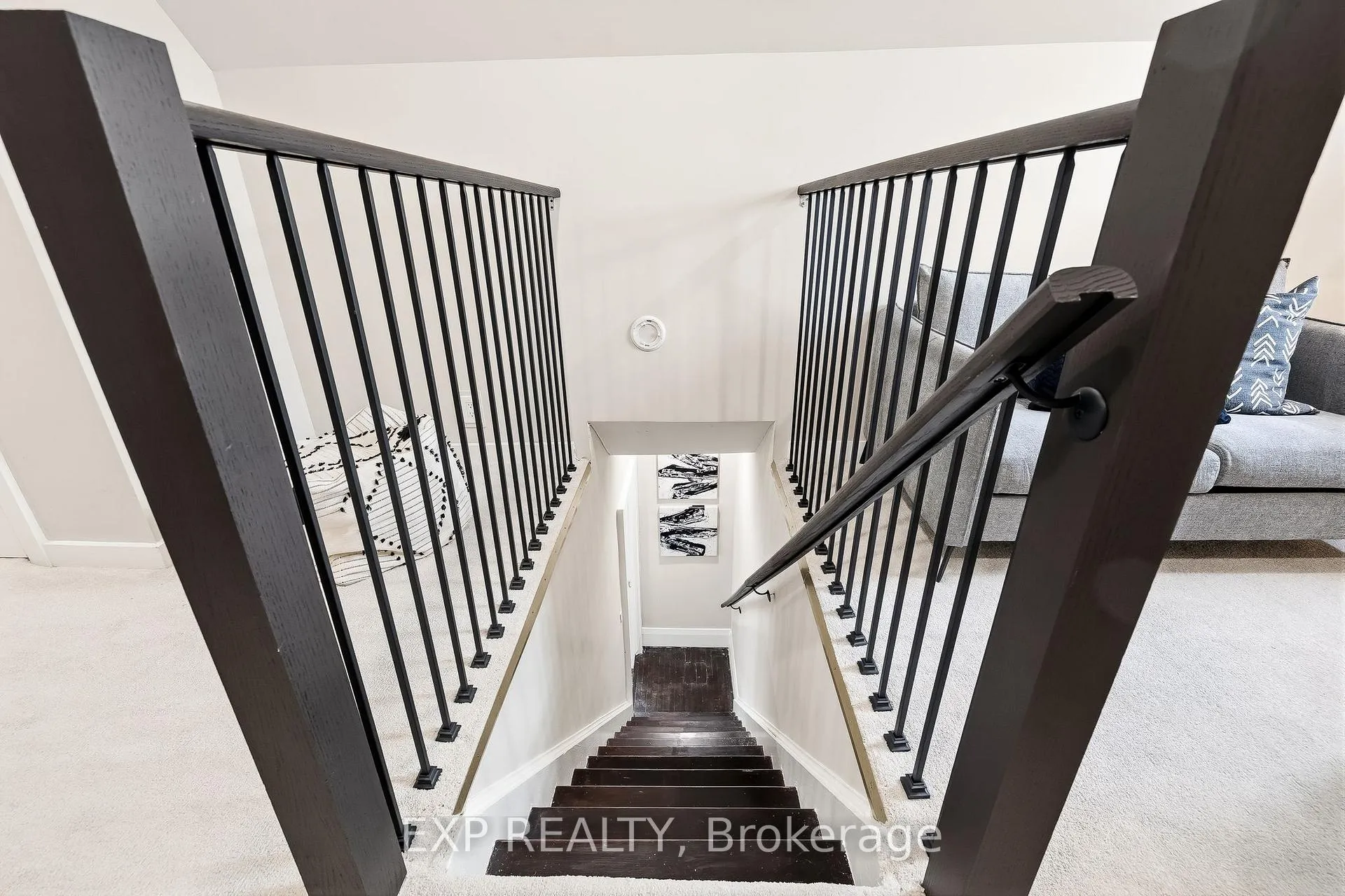 Photo 28 of 652 Hortop Street, Oshawa, O'Neill — HOMEH