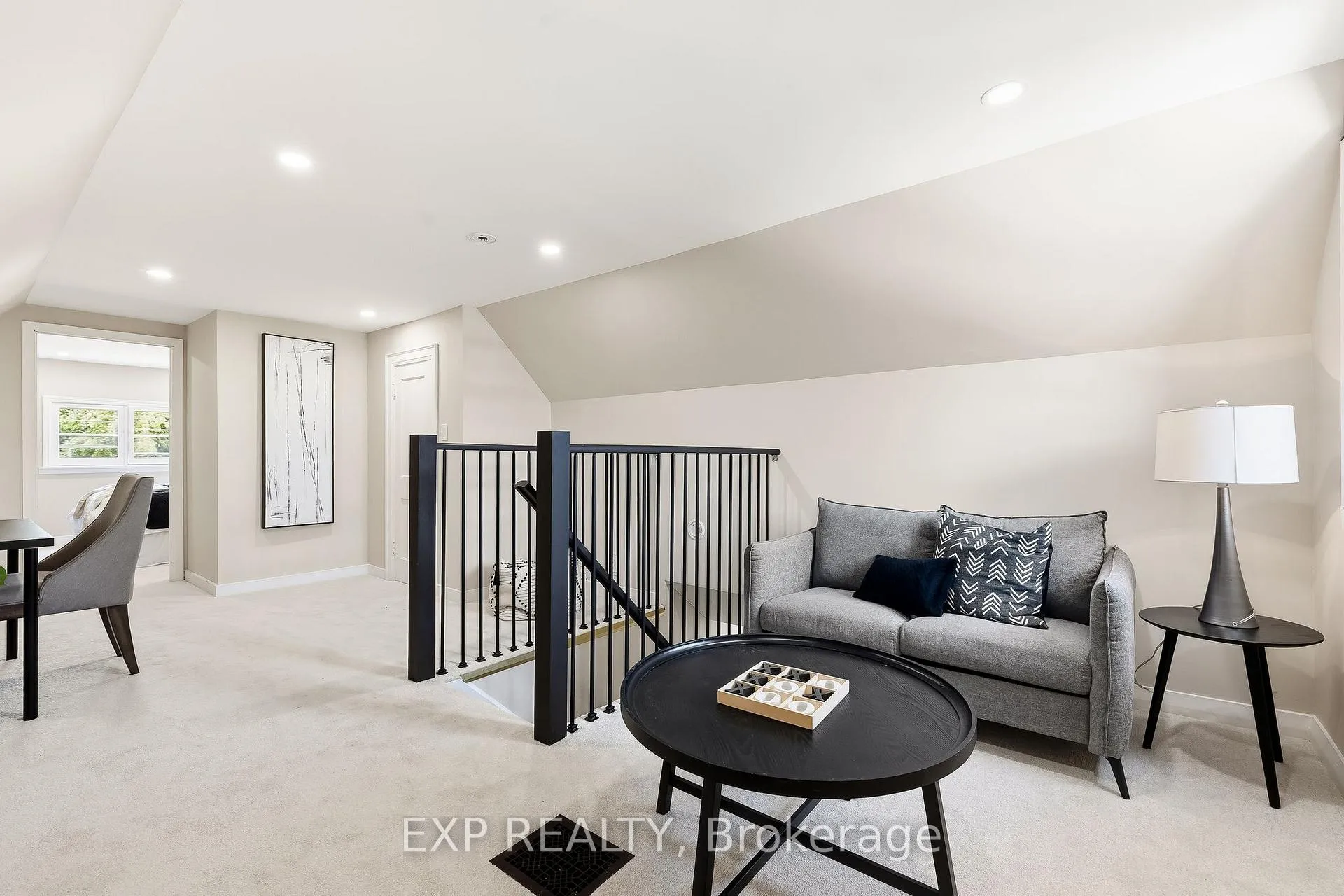 Photo 29 of 652 Hortop Street, Oshawa, O'Neill — HOMEH