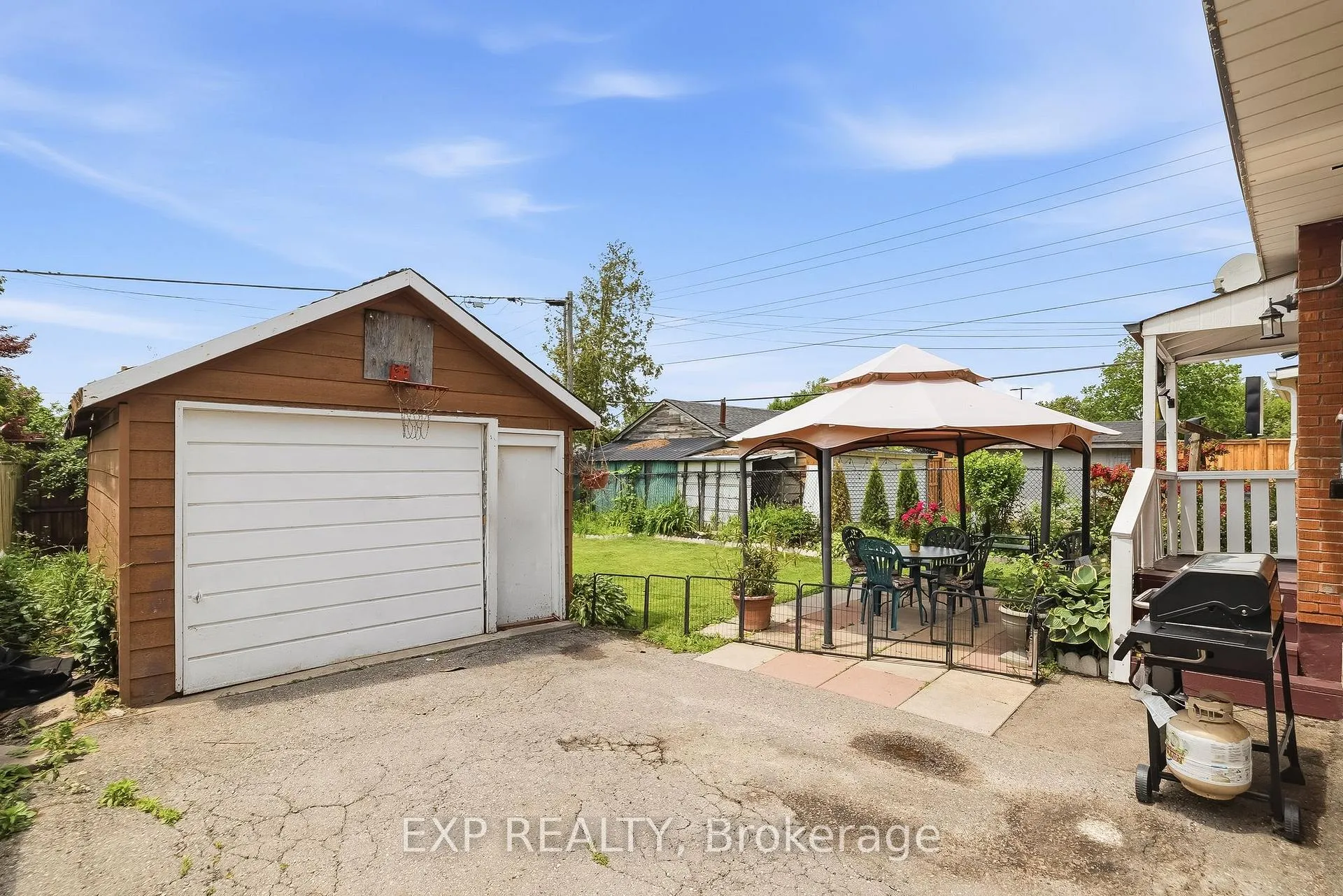 Photo 36 of 652 Hortop Street, Oshawa, O'Neill — HOMEH