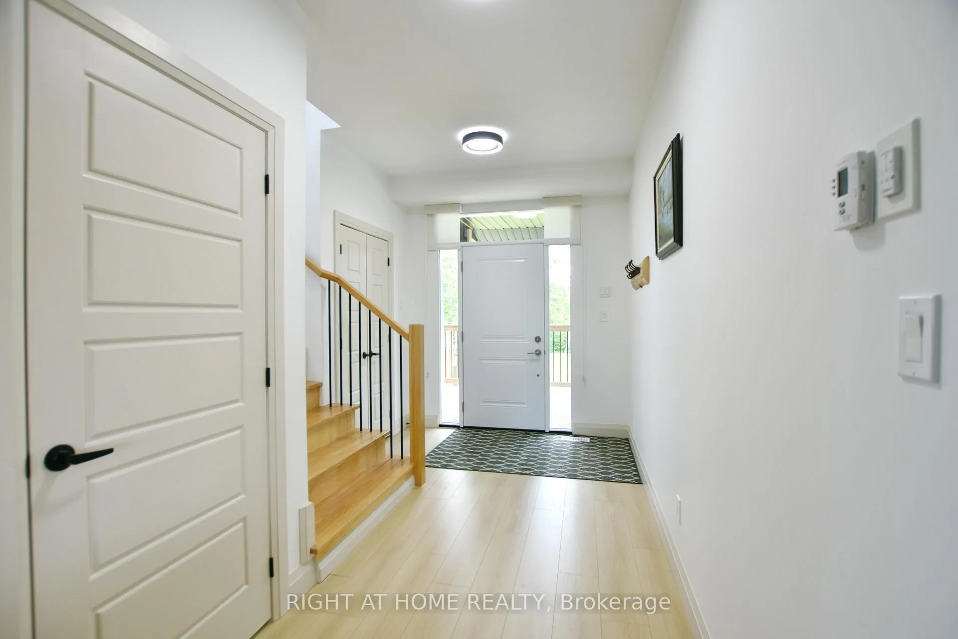 Photo 5 of 2946 County Road 92, Springwater, Rural Springwater — HOMEH
