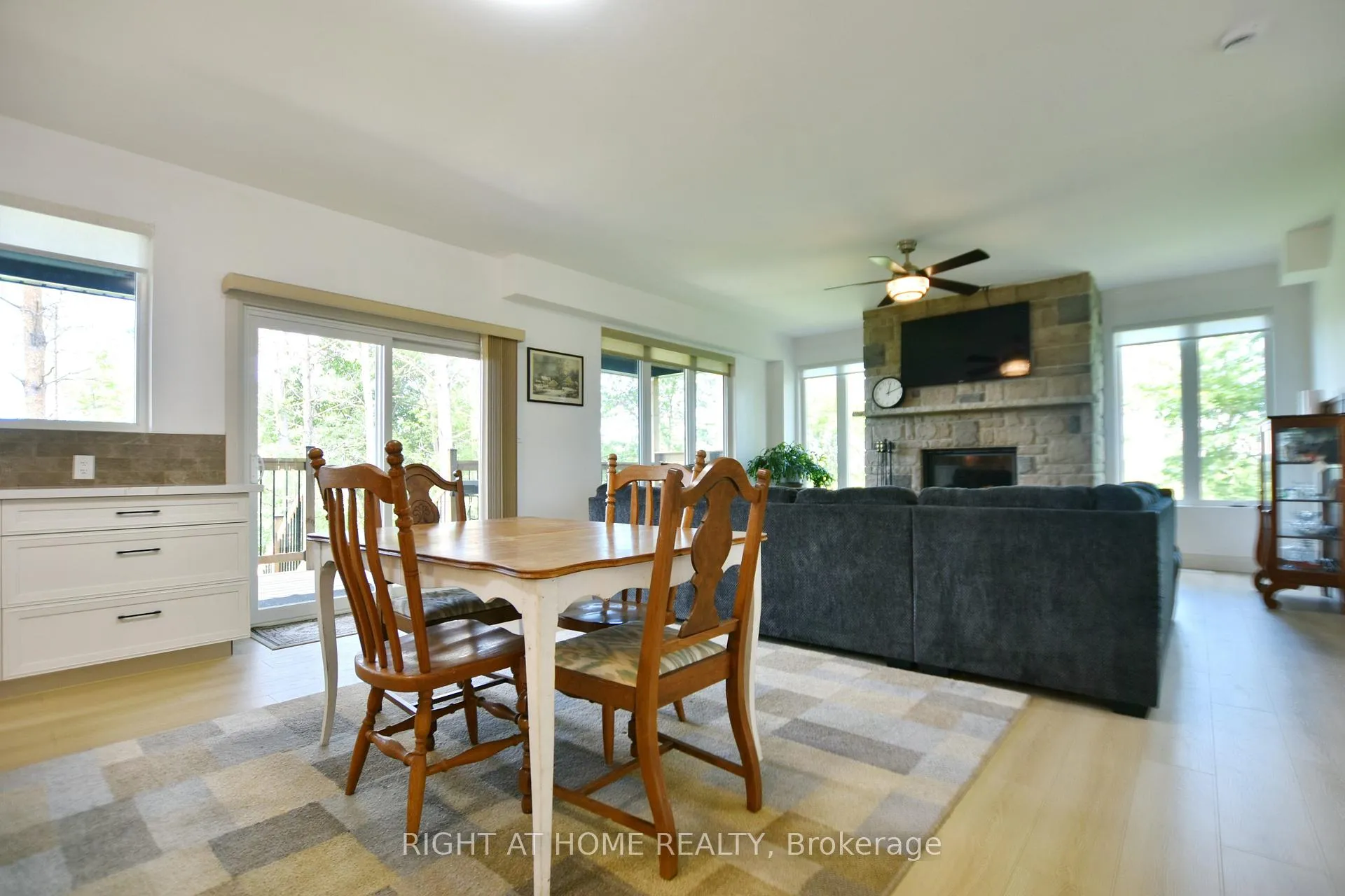 Photo 12 of 2946 County Road 92, Springwater, Rural Springwater — HOMEH