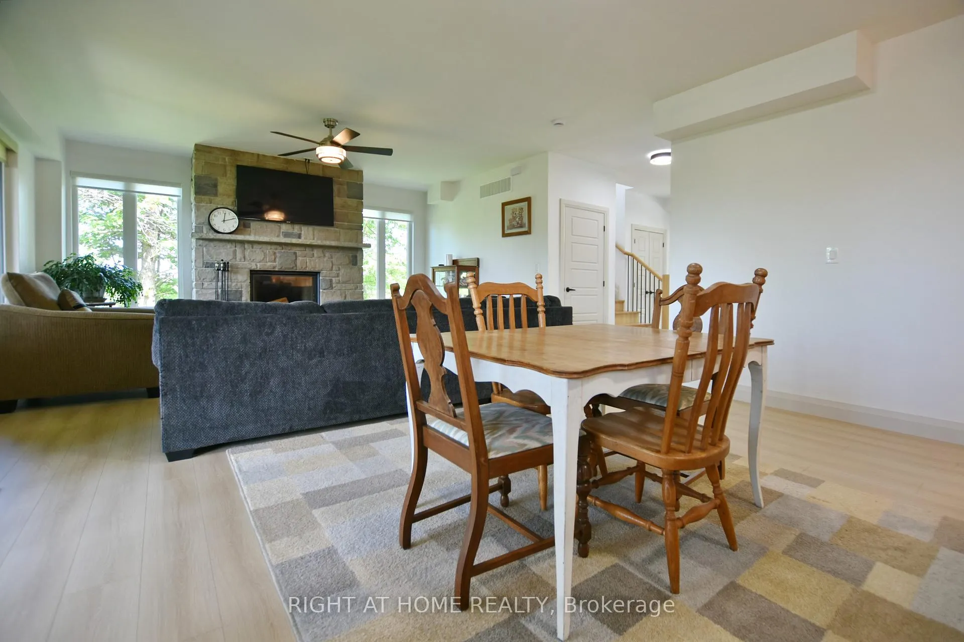 Photo 14 of 2946 County Road 92, Springwater, Rural Springwater — HOMEH