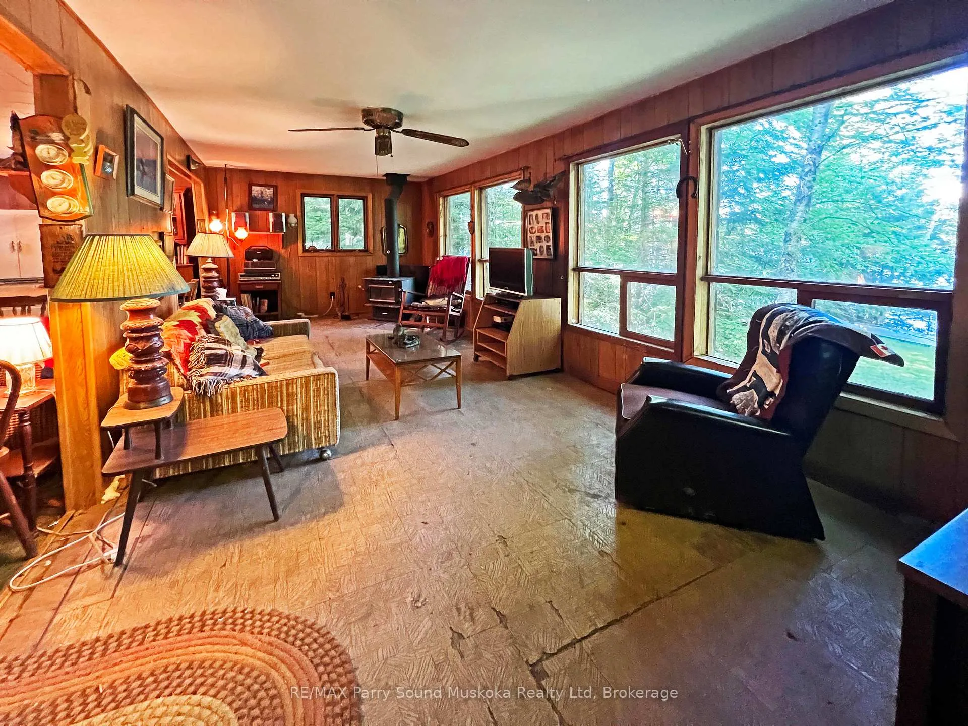 Photo 10 of 15 Schmidt Circle, Seguin — HOMEH
