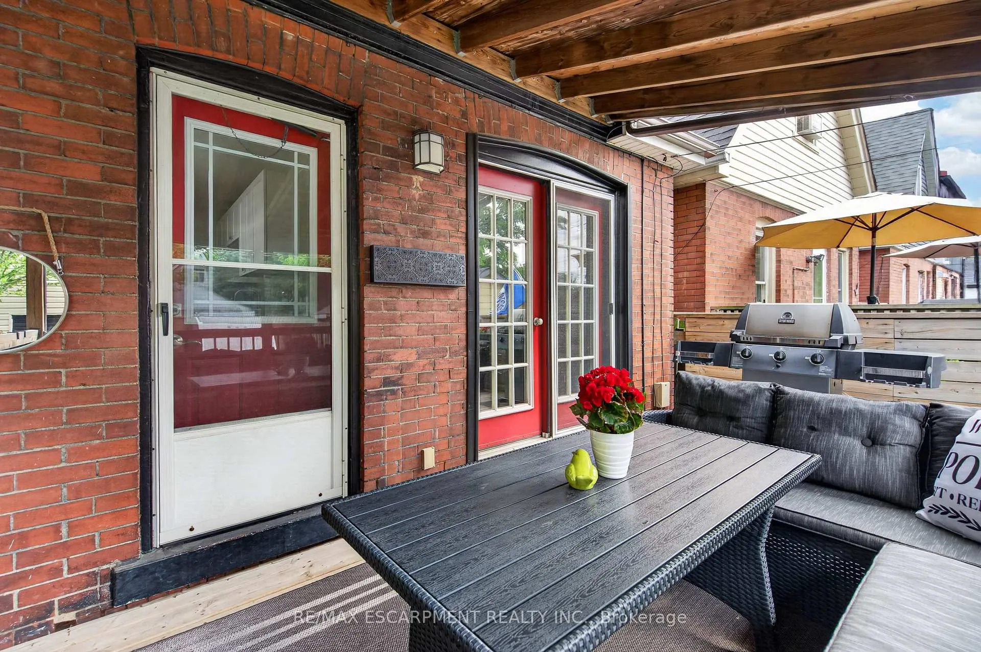 Photo 35 of 55 Cameron Avenue N, Hamilton, Homeside — HOMEH