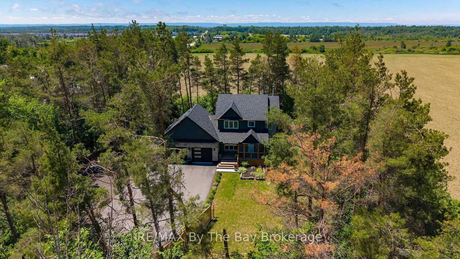 Photo 2 of 2946 92 County Road, Springwater, Rural Springwater — HOMEH