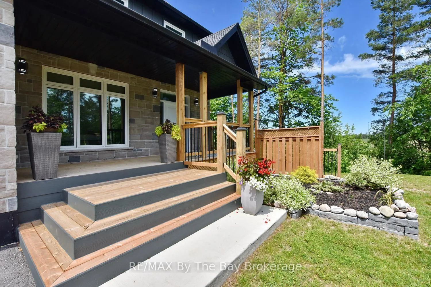Photo 5 of 2946 92 County Road, Springwater, Rural Springwater — HOMEH