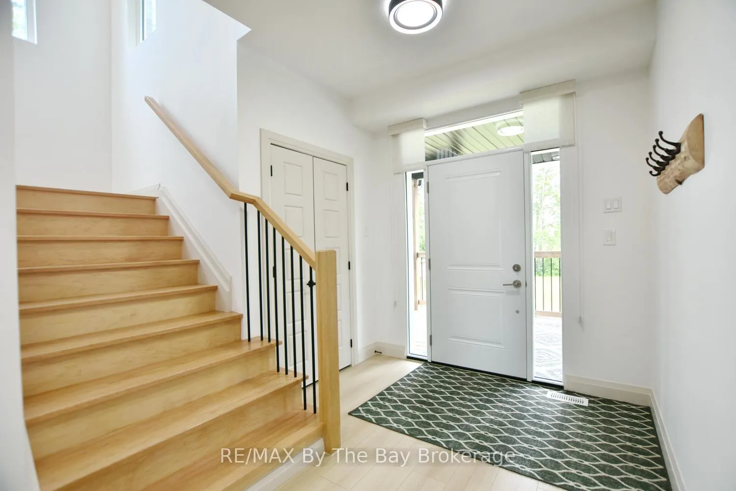 Photo 7 of 2946 92 County Road, Springwater, Rural Springwater — HOMEH