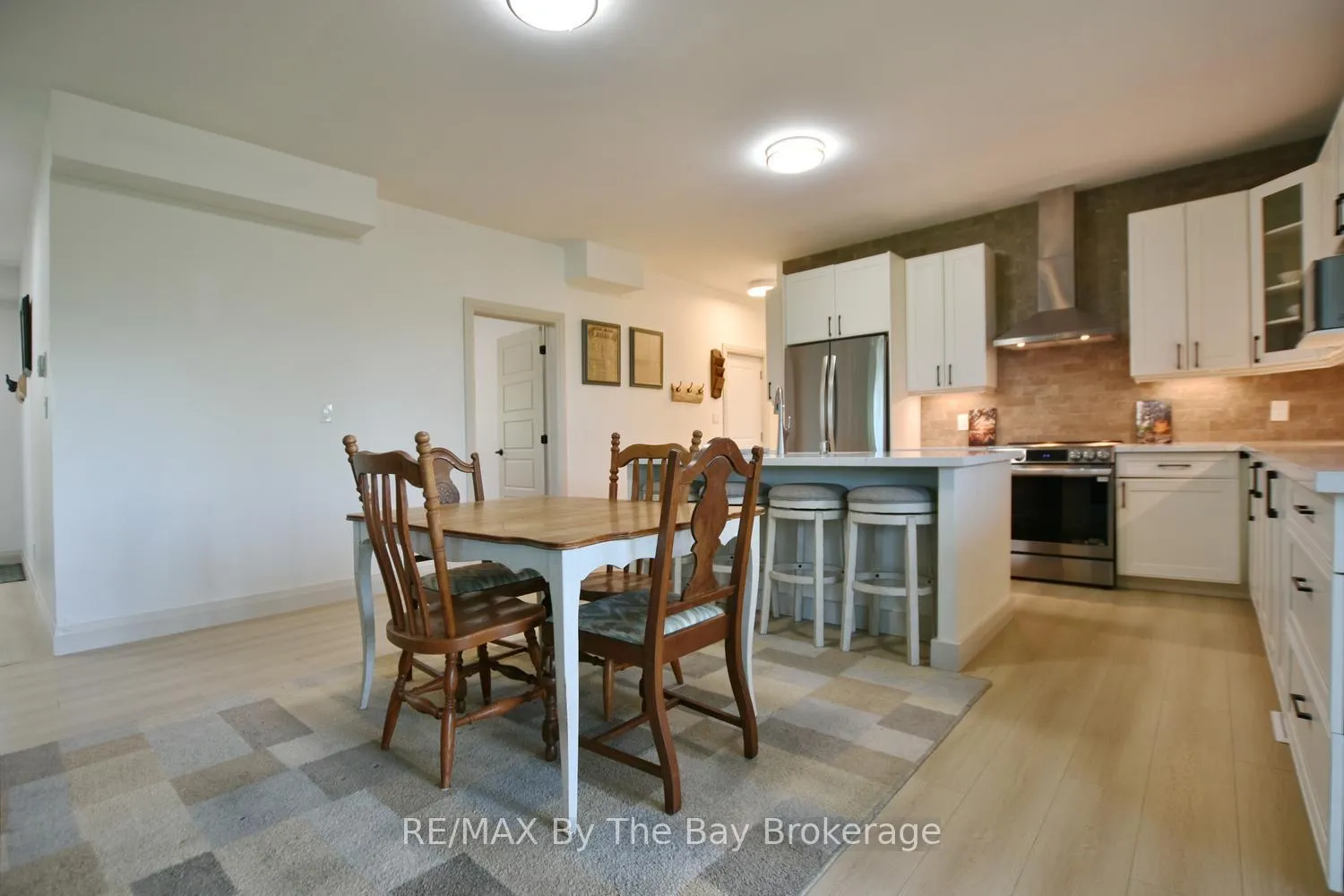 Photo 13 of 2946 92 County Road, Springwater, Rural Springwater — HOMEH