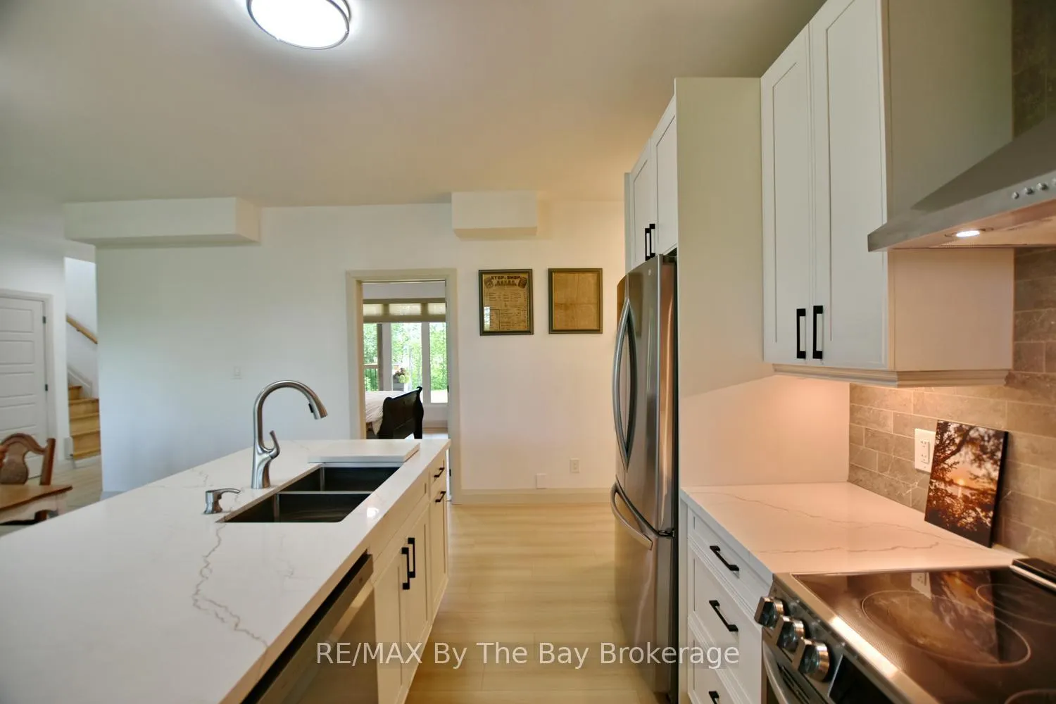 Photo 17 of 2946 92 County Road, Springwater, Rural Springwater — HOMEH