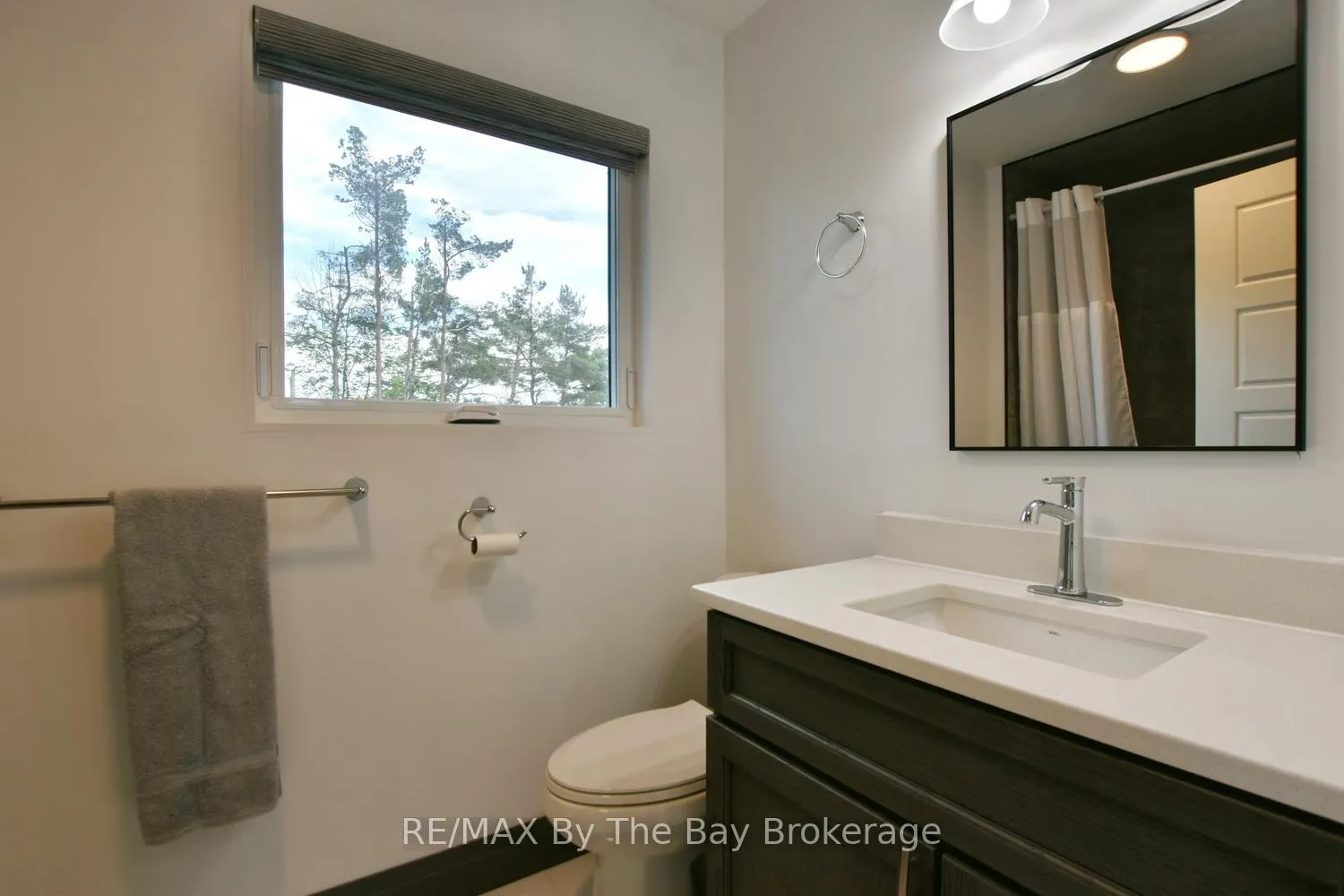 Photo 32 of 2946 92 County Road, Springwater, Rural Springwater — HOMEH