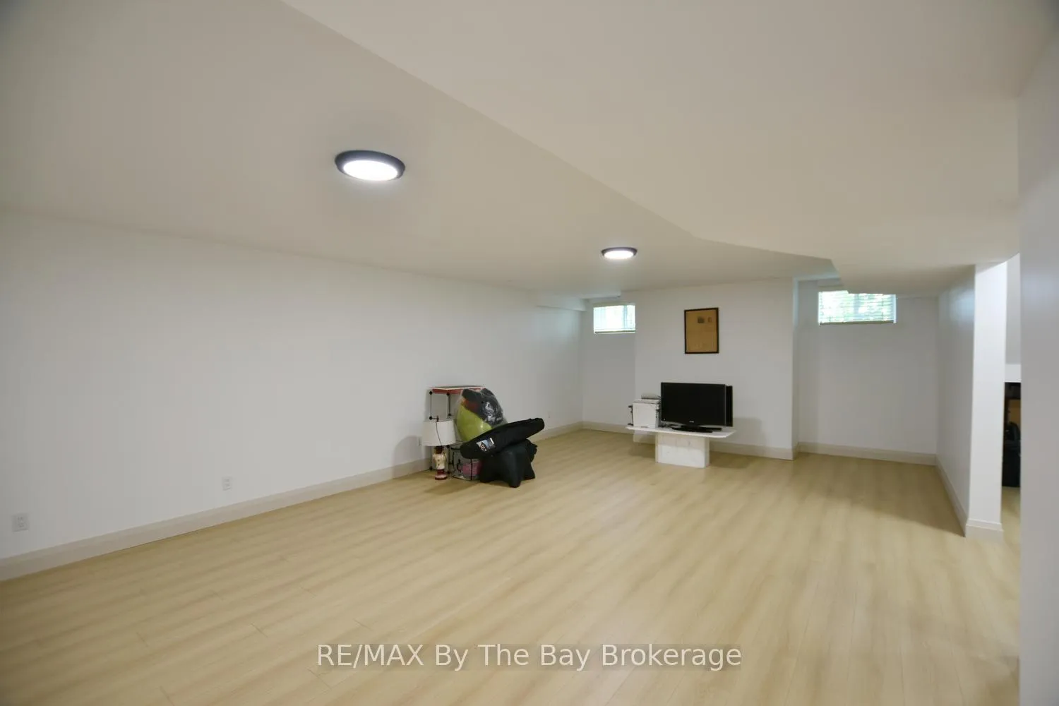 Photo 35 of 2946 92 County Road, Springwater, Rural Springwater — HOMEH