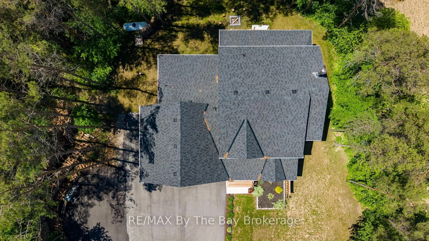 Photo 48 of 2946 92 County Road, Springwater, Rural Springwater — HOMEH