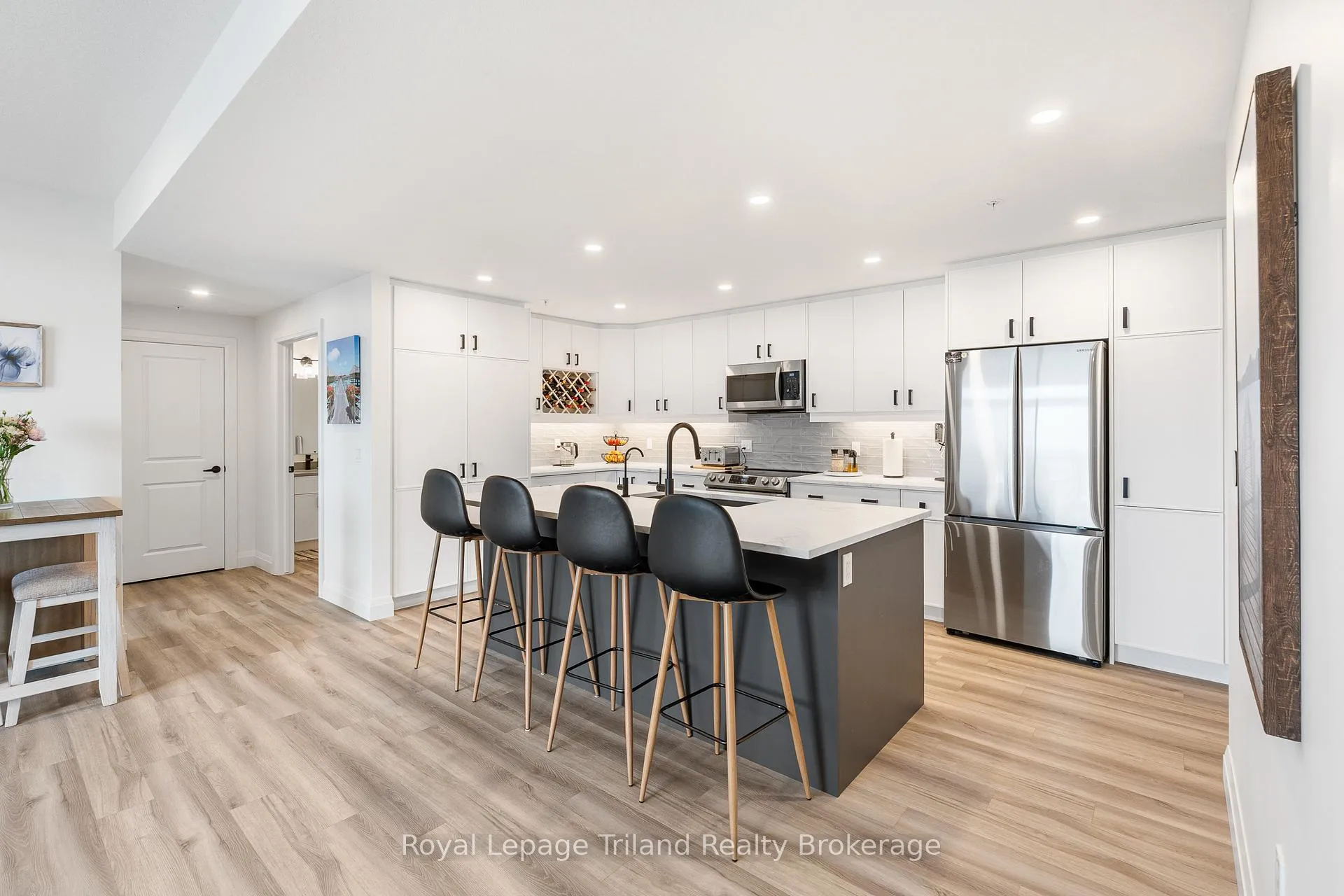 Photo 10 of 408-99B Farley Road, Centre Wellington, Fergus — HOMEH