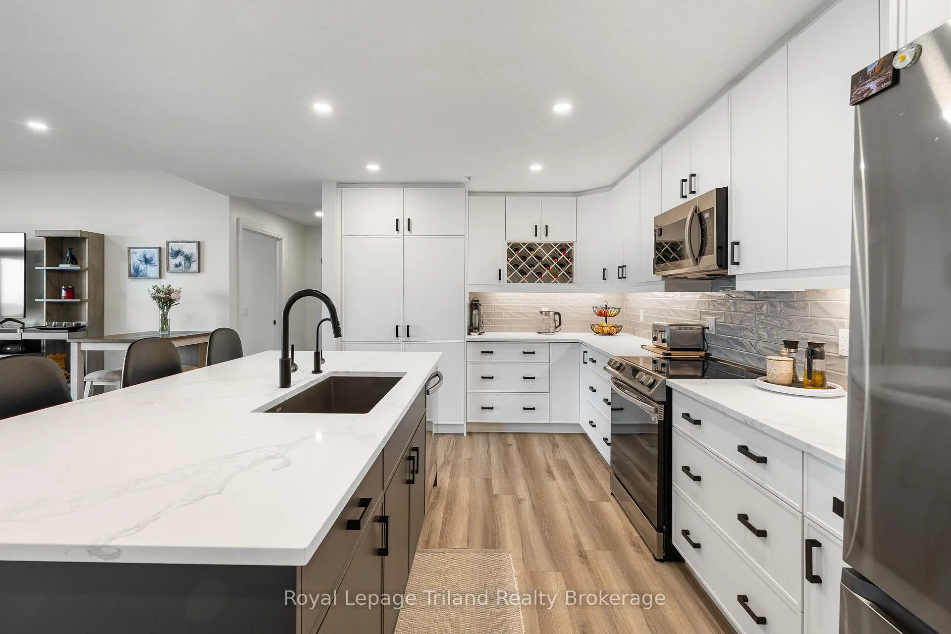 Photo 13 of 408-99B Farley Road, Centre Wellington, Fergus — HOMEH