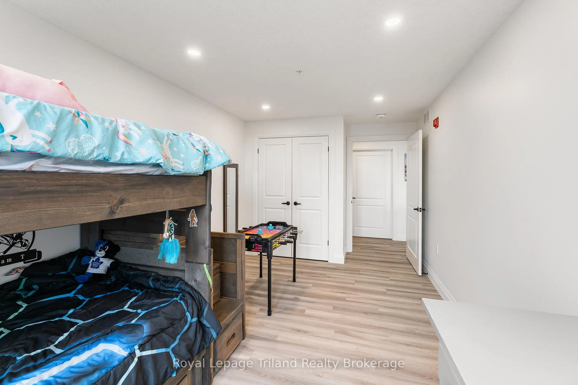 Photo 27 of 408-99B Farley Road, Centre Wellington, Fergus — HOMEH
